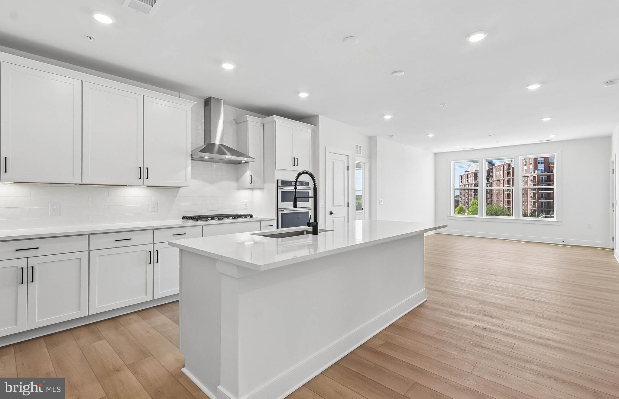 THE FLATS AT NORTHSIDE - Residential