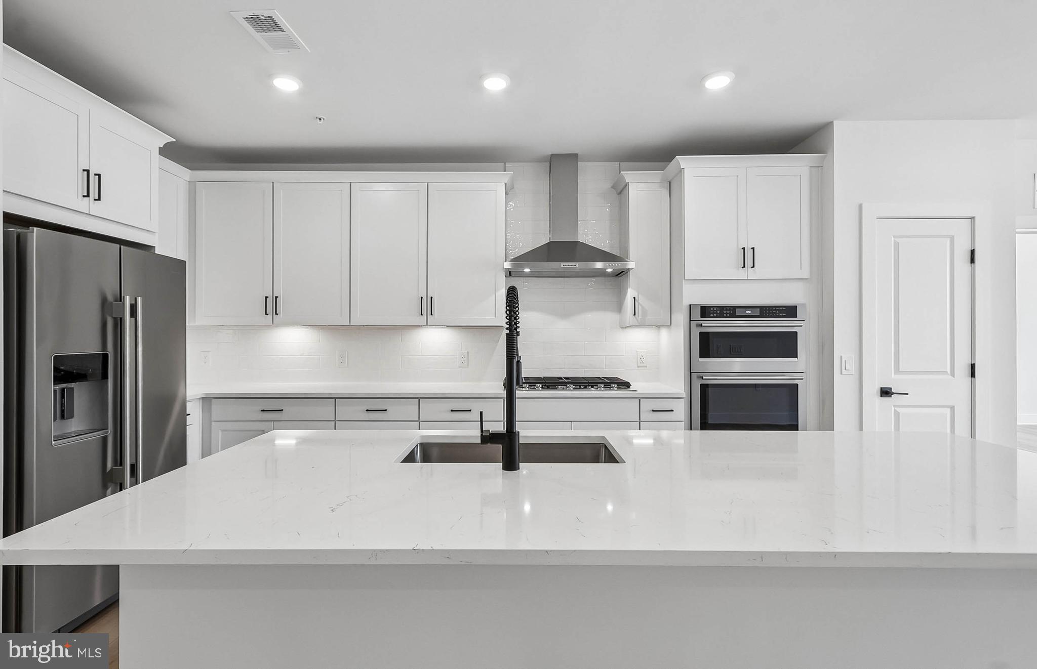 THE FLATS AT NORTHSIDE - Residential