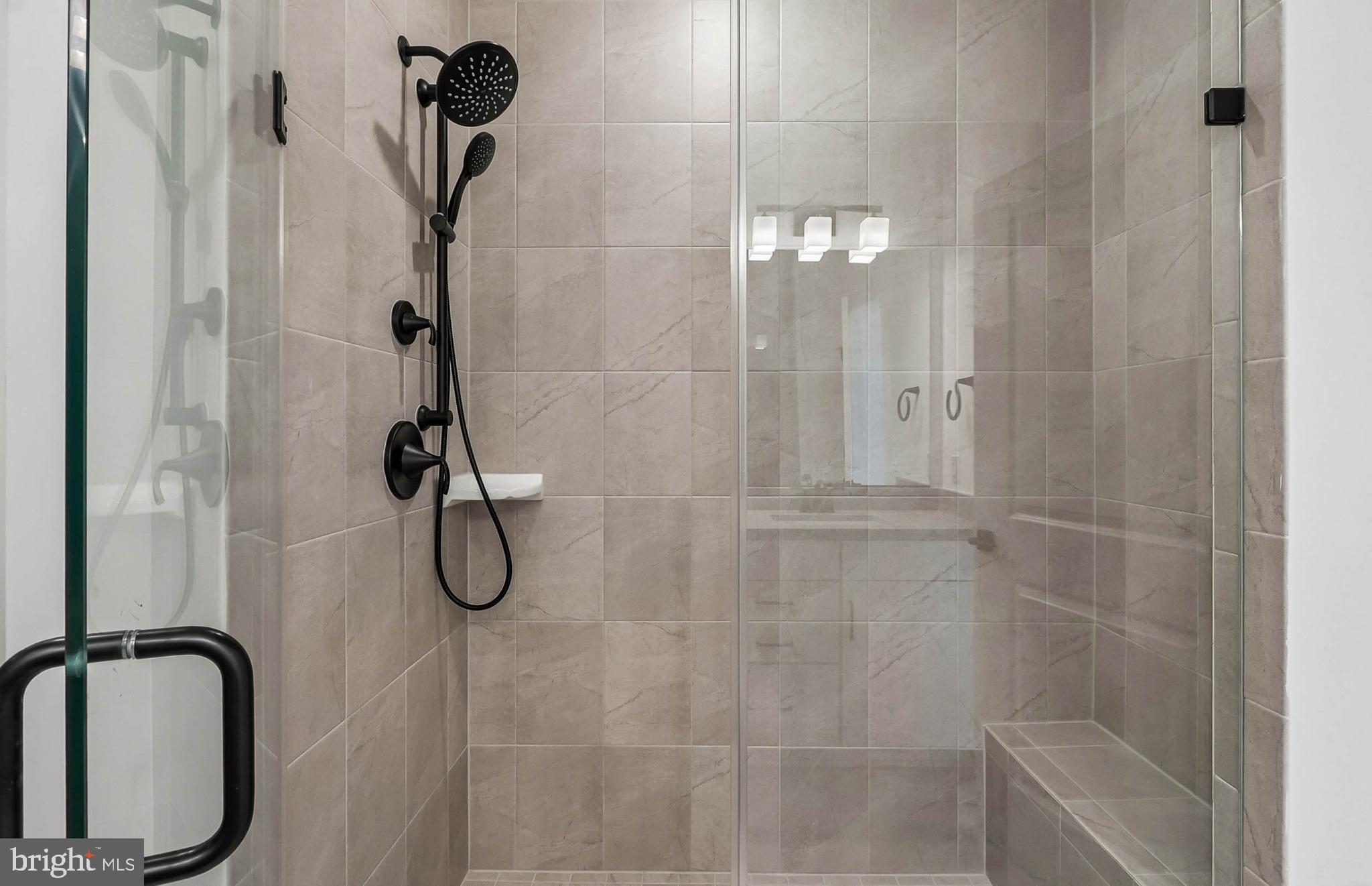 THE FLATS AT NORTHSIDE - Residential