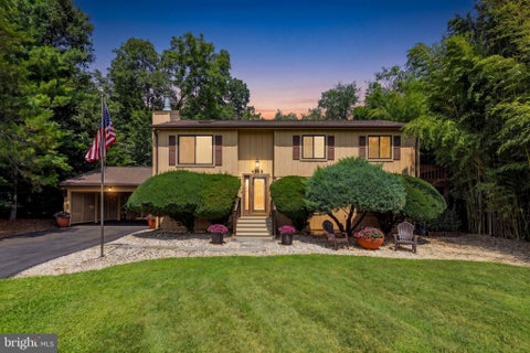 Photo of 4368 Sunset Court, WARRENTON, VA 20187 (MLS # VAFQ2023460)