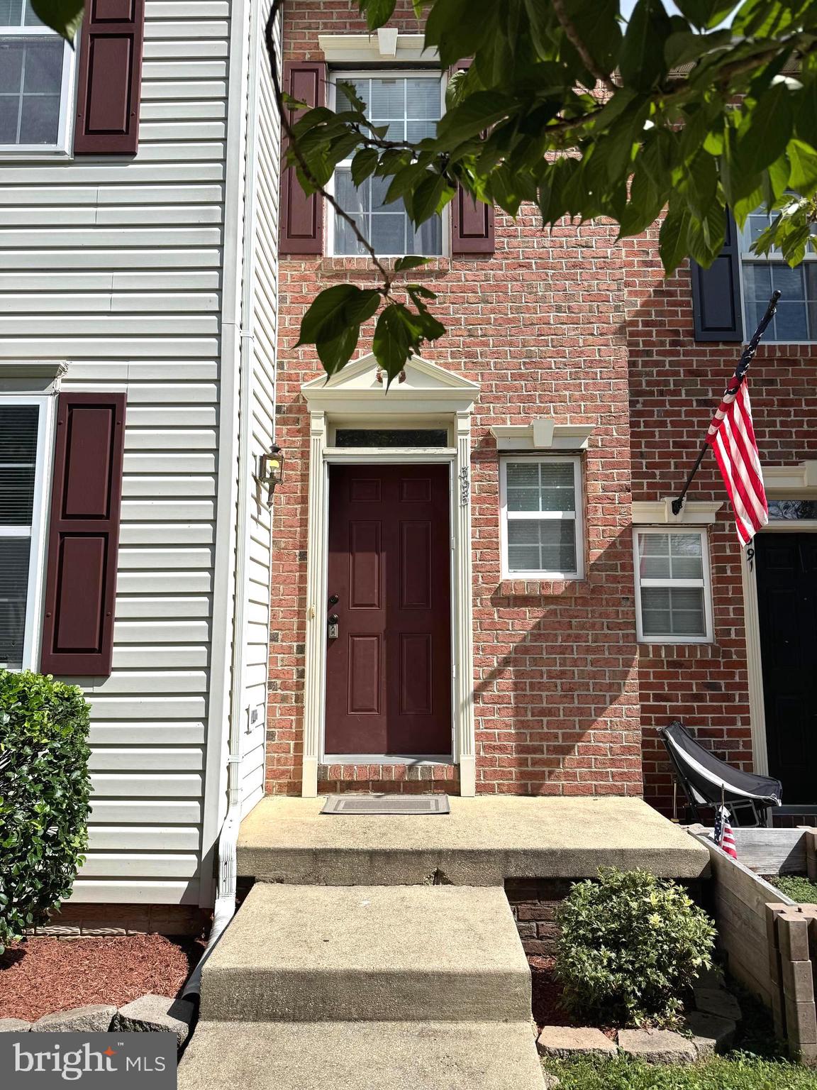 395 CAMBRIDGE PLACE