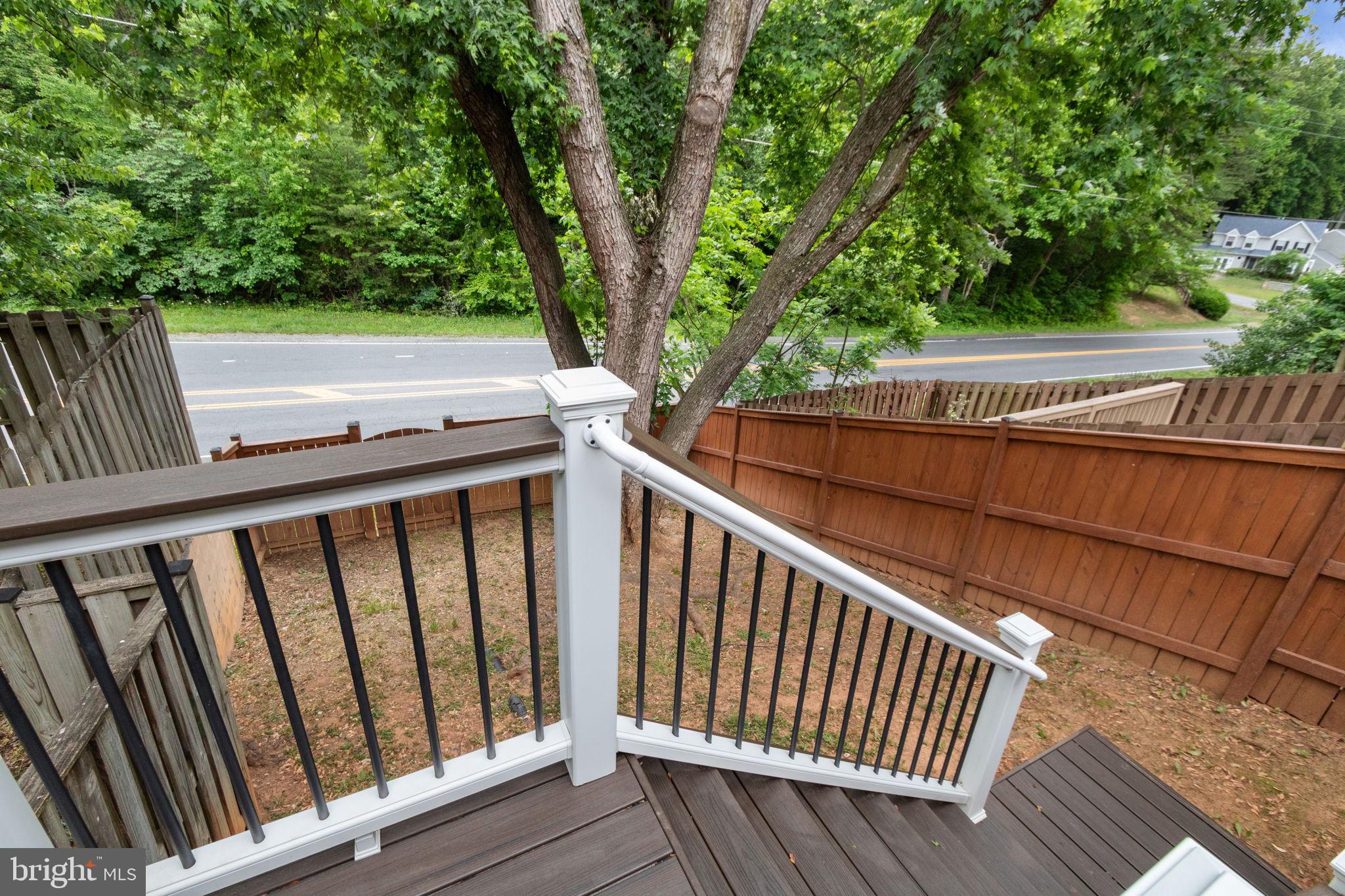 COLONIAL TERRACE - Residential