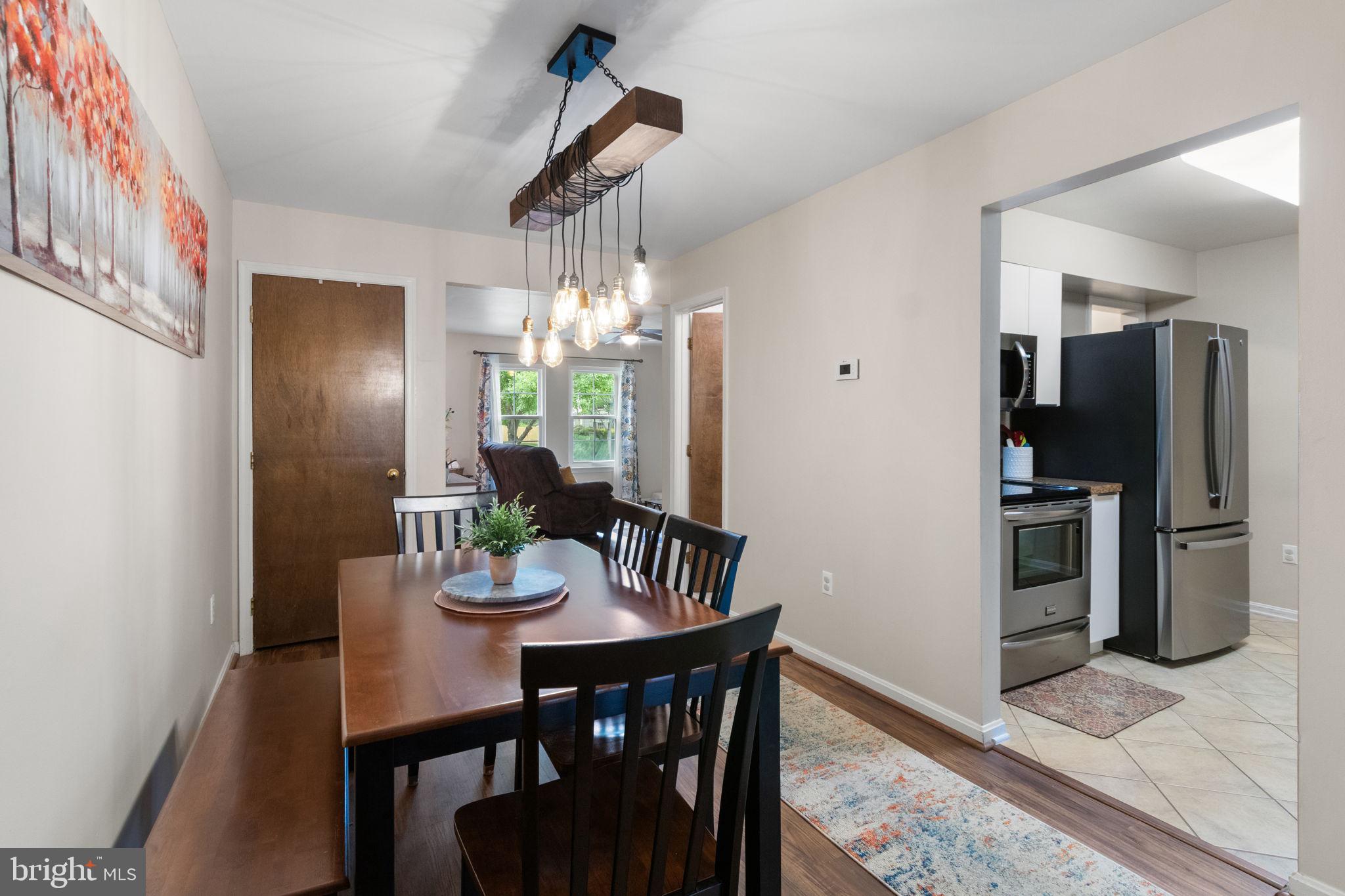 COLONIAL TERRACE - Residential