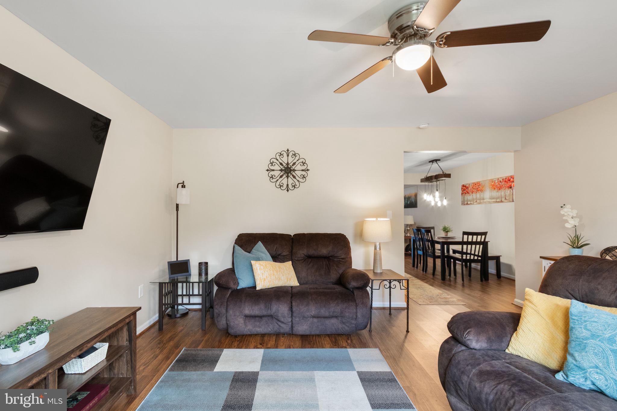 COLONIAL TERRACE - Residential
