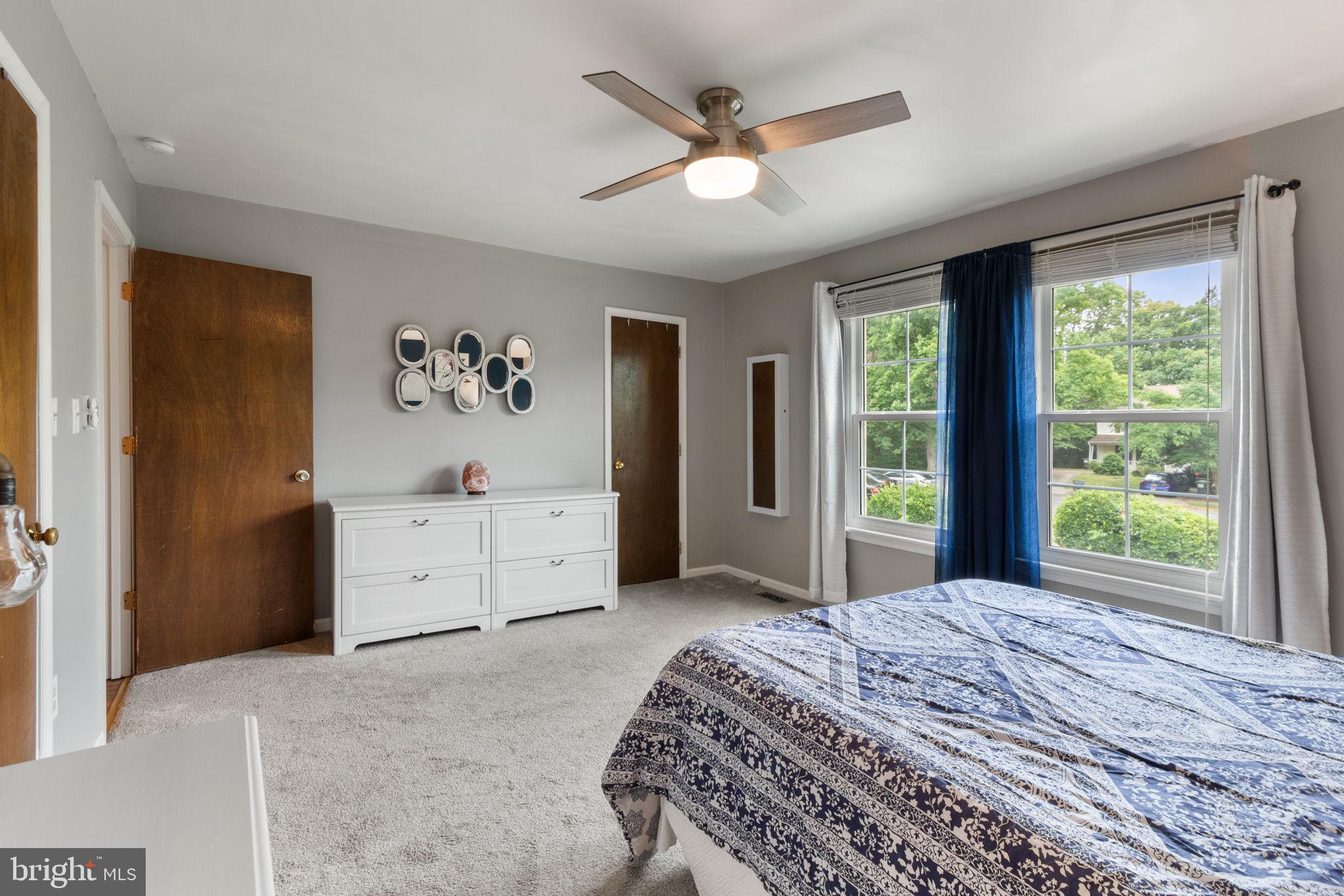 COLONIAL TERRACE - Residential