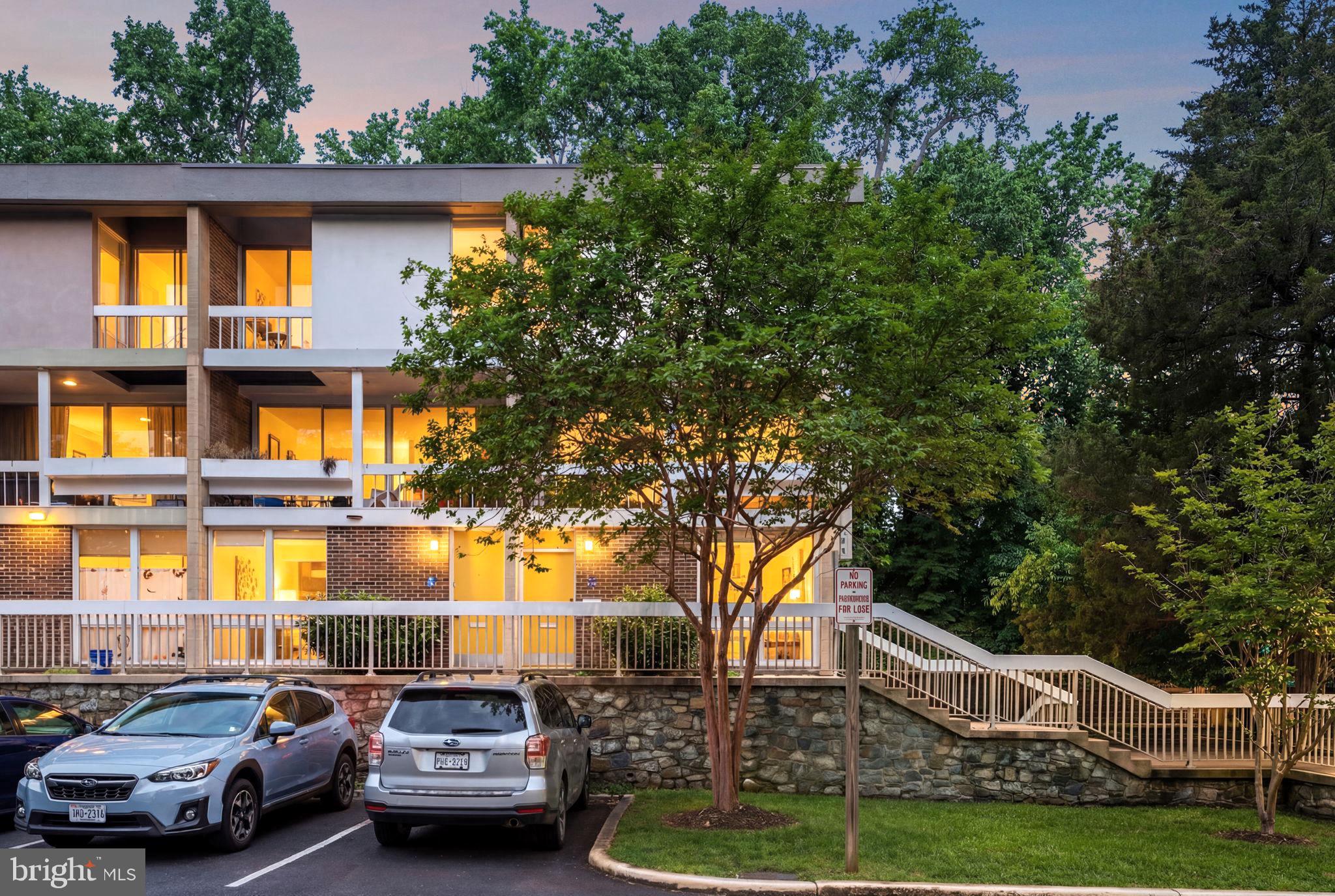 RESTON - Residential