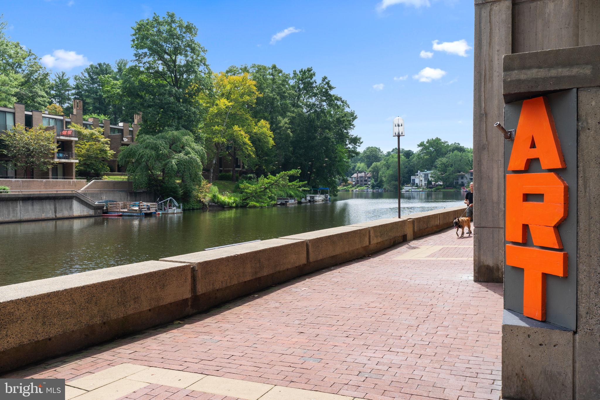 RESTON - Residential