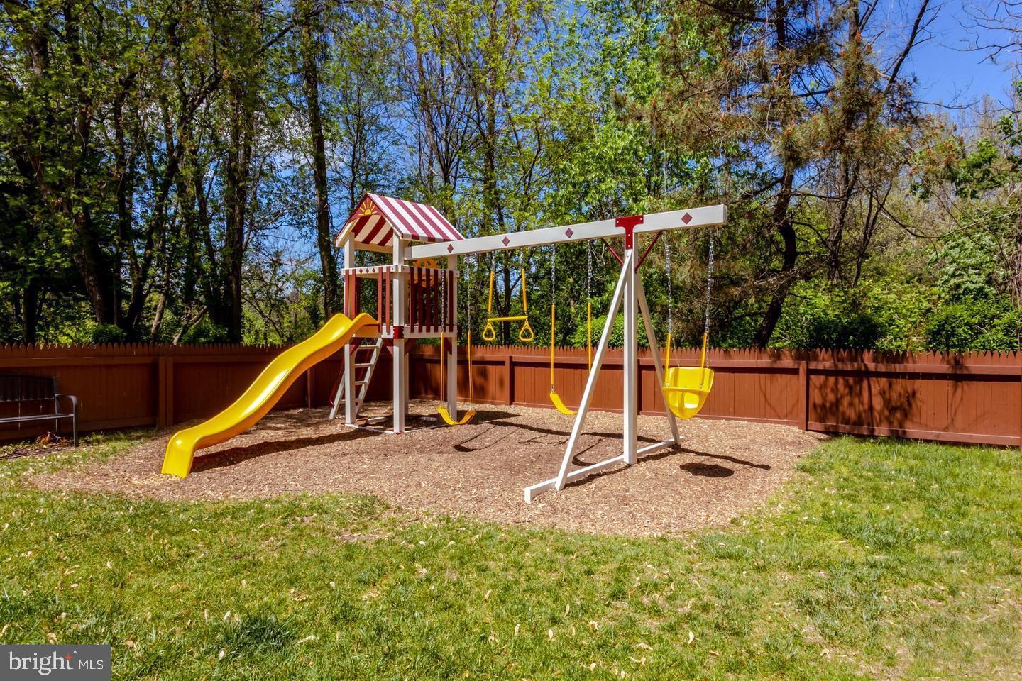 HAVERFORD HILL - Residential