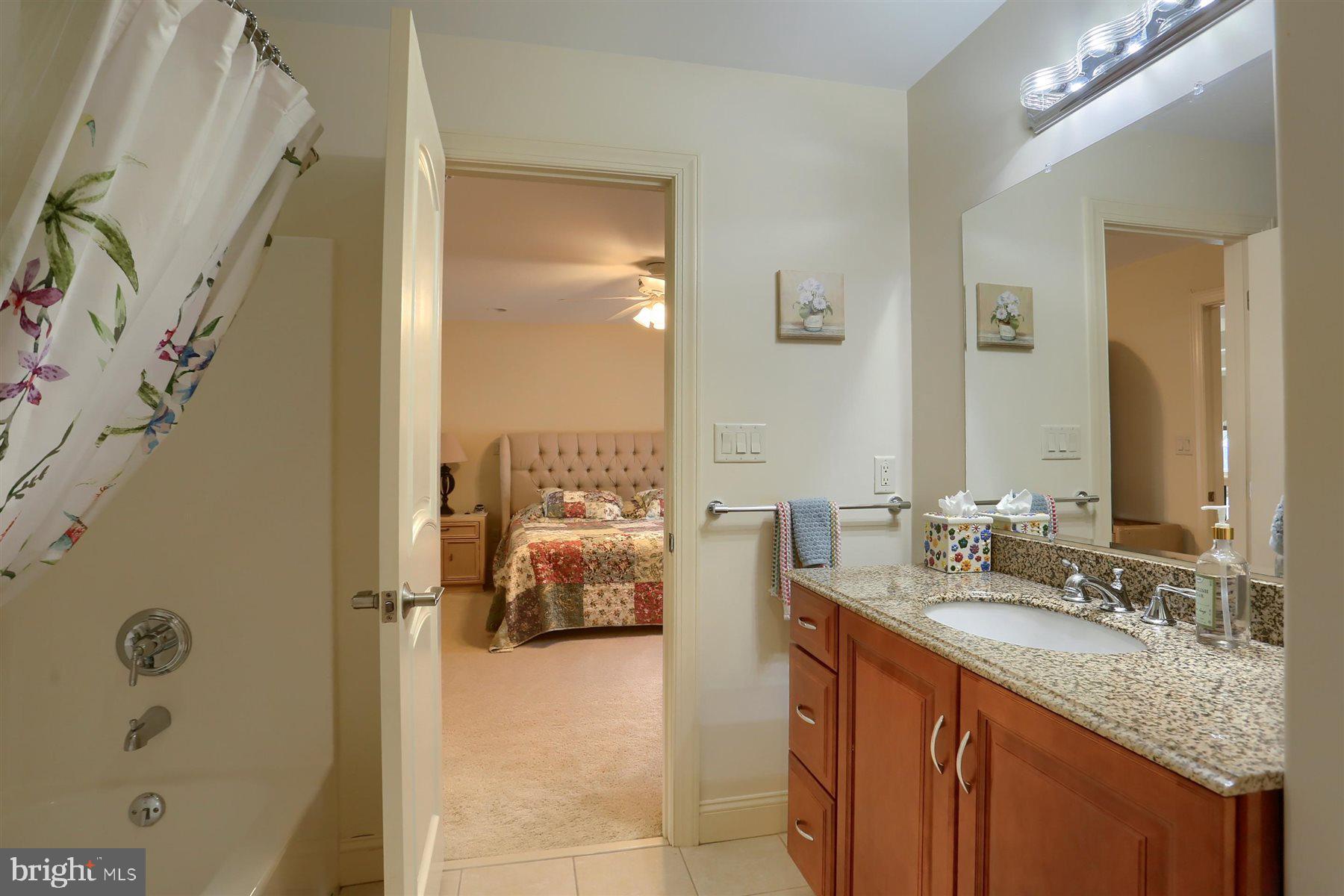 RIVER BEND - Residential