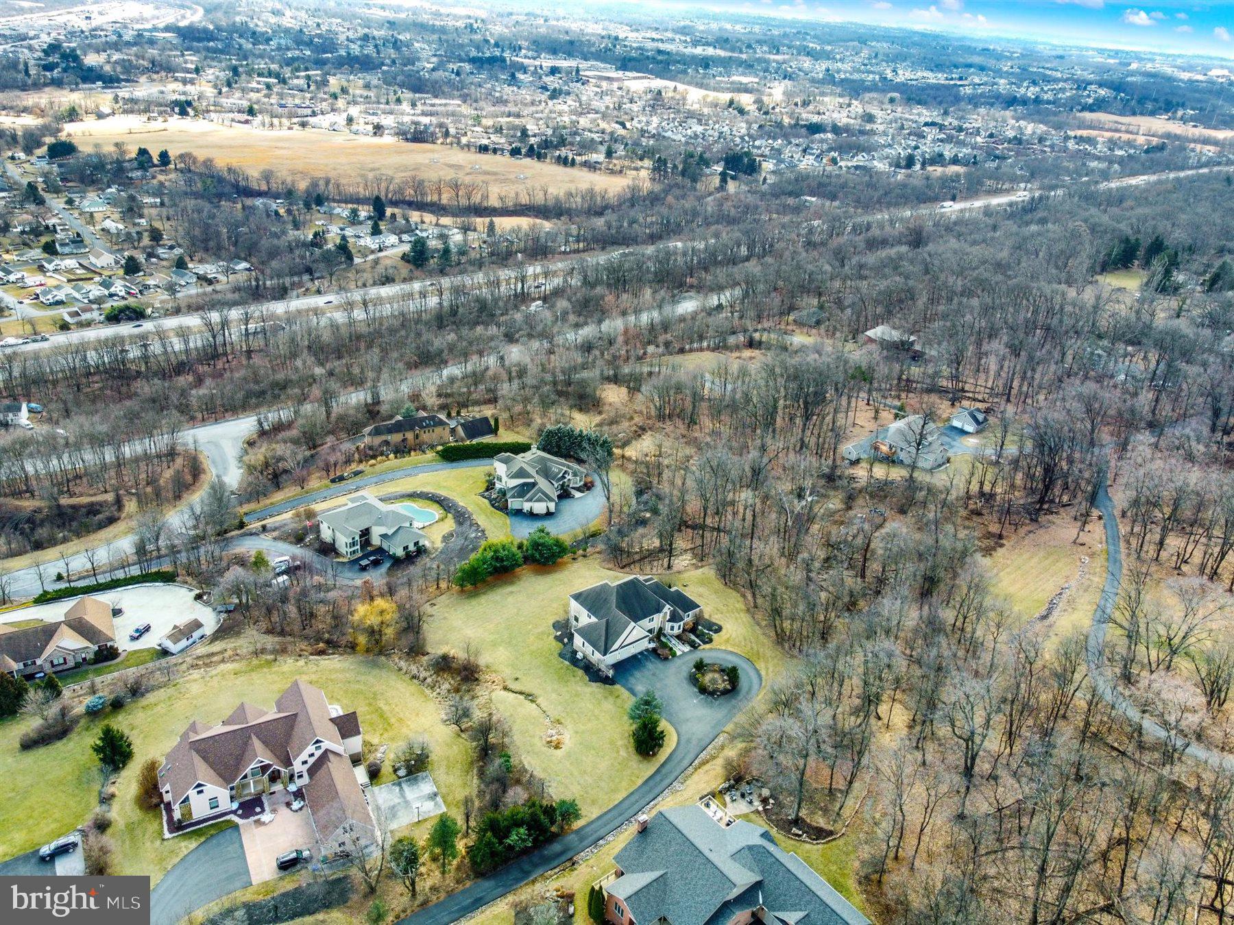 RIVER BEND - Residential