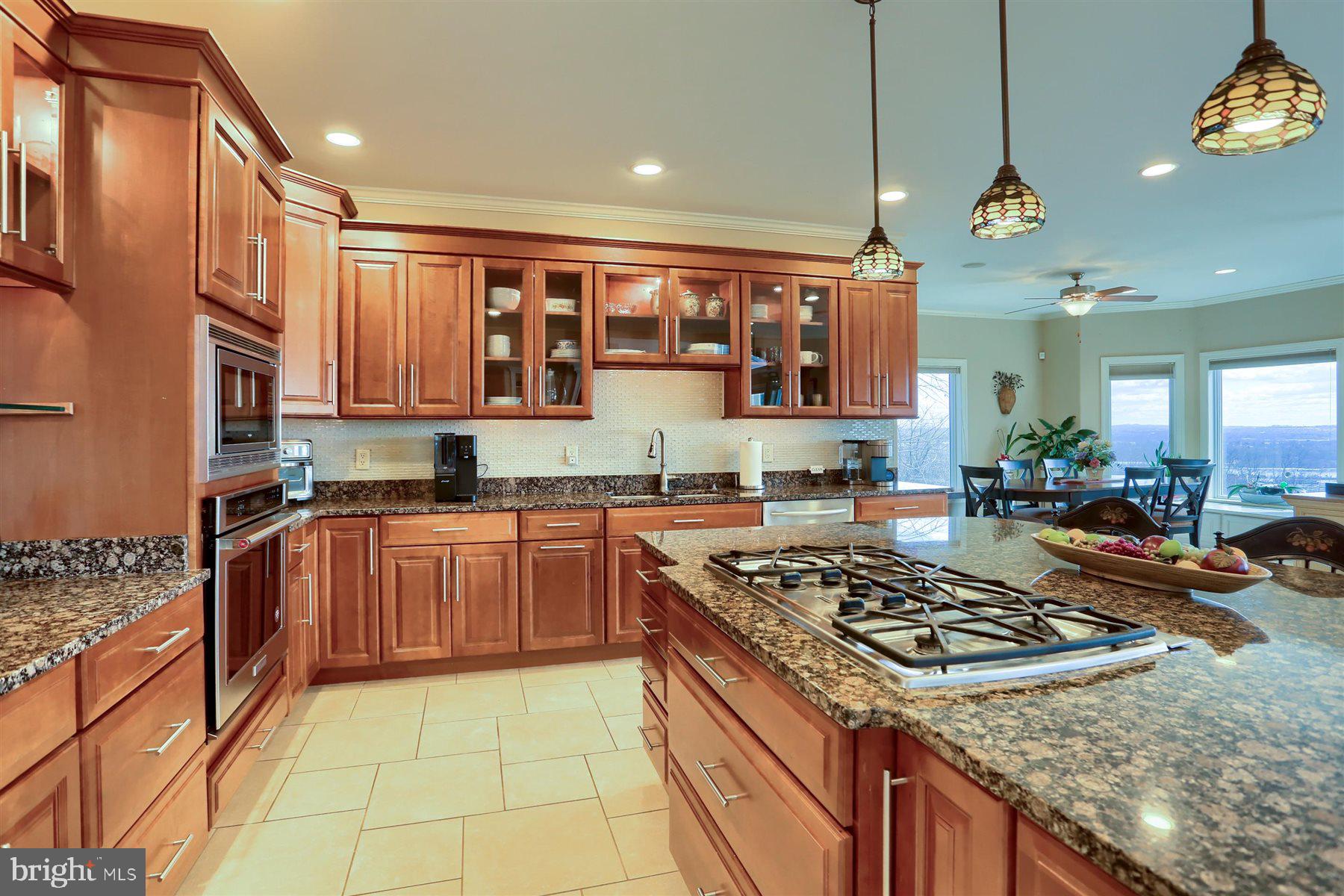 RIVER BEND - Residential