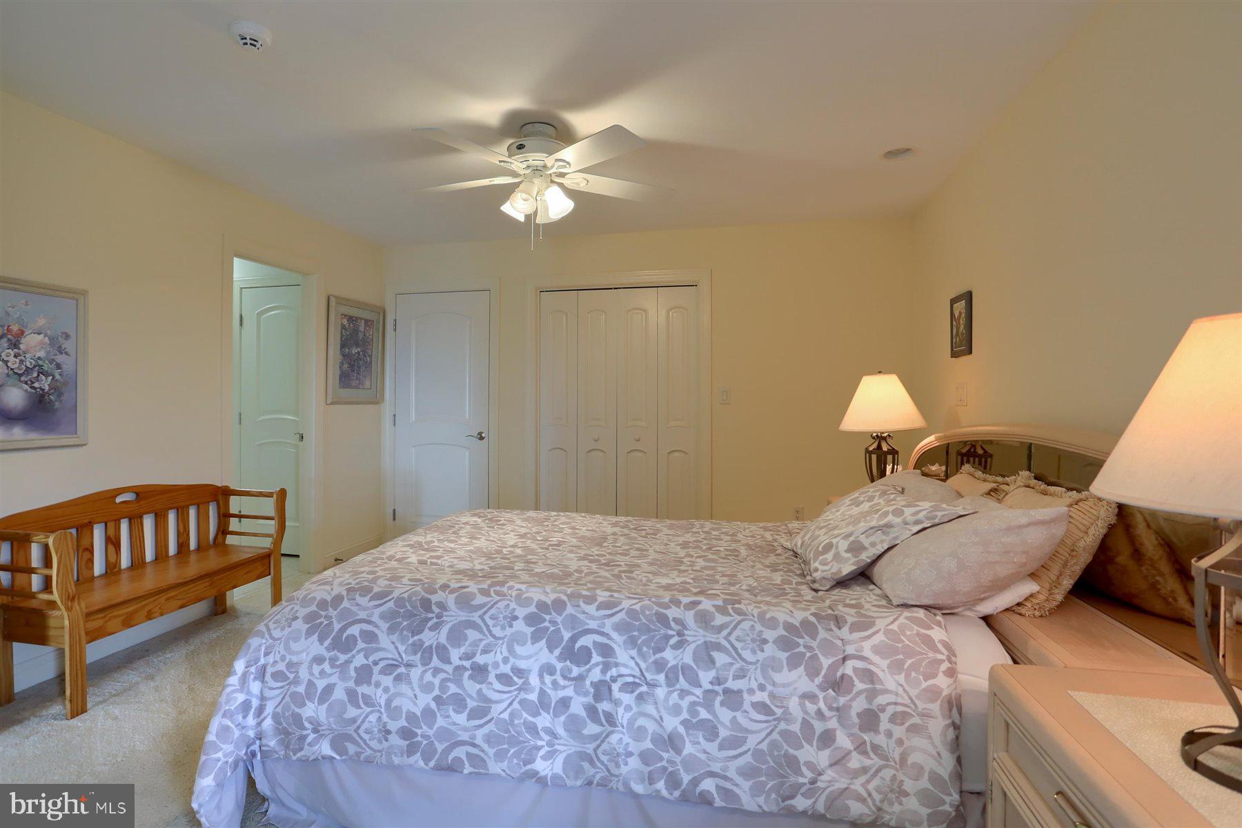 RIVER BEND - Residential