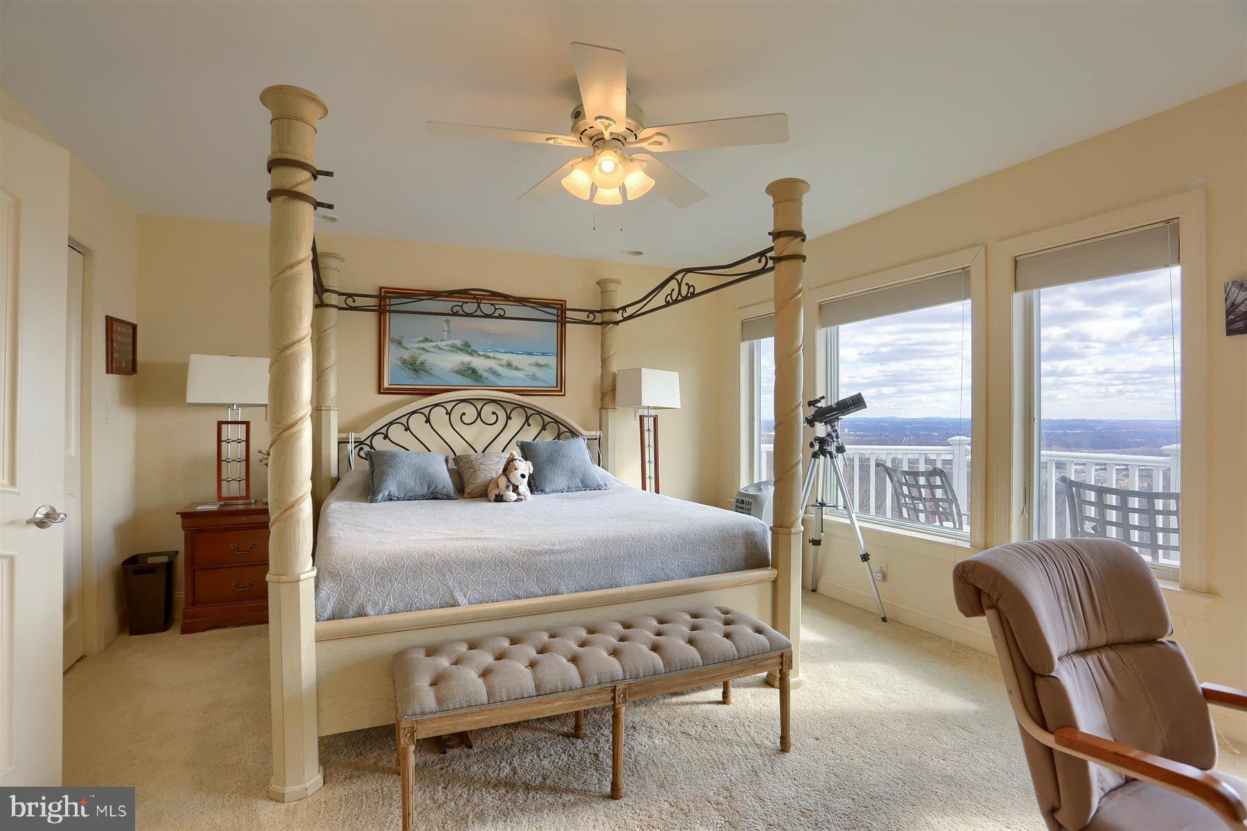 RIVER BEND - Residential