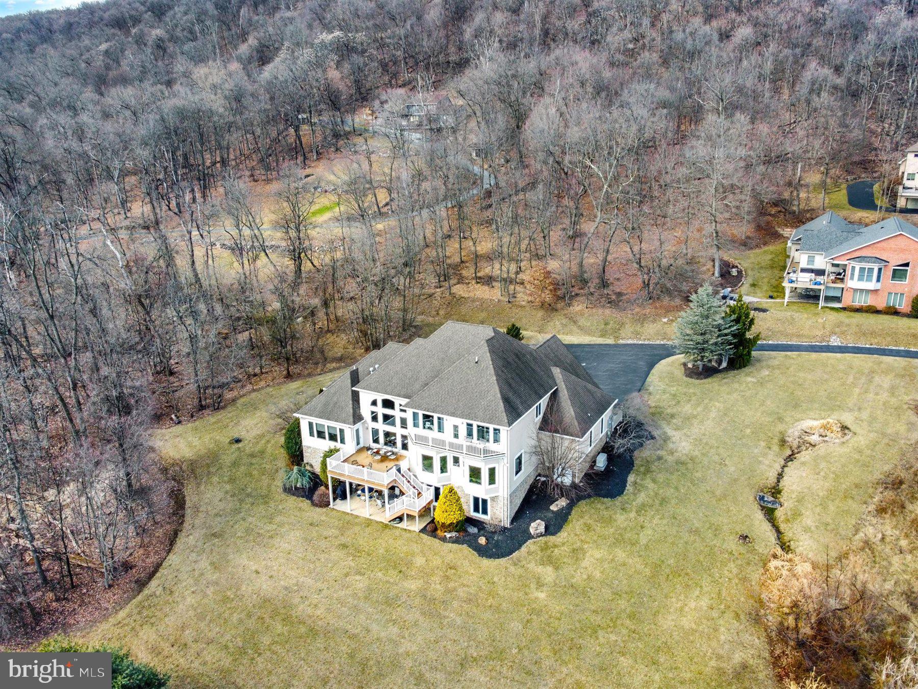 RIVER BEND - Residential