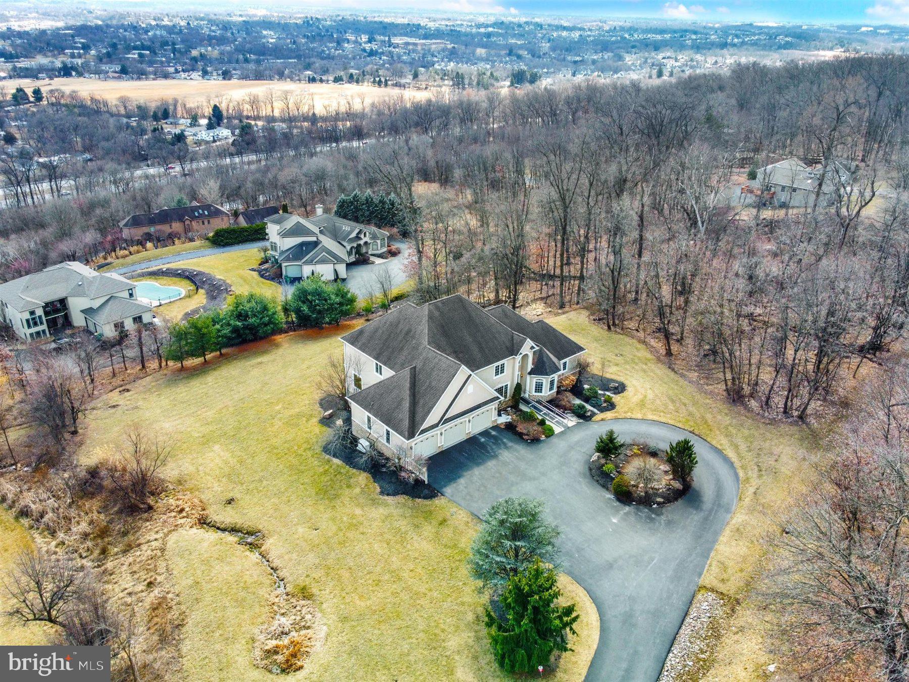 RIVER BEND - Residential