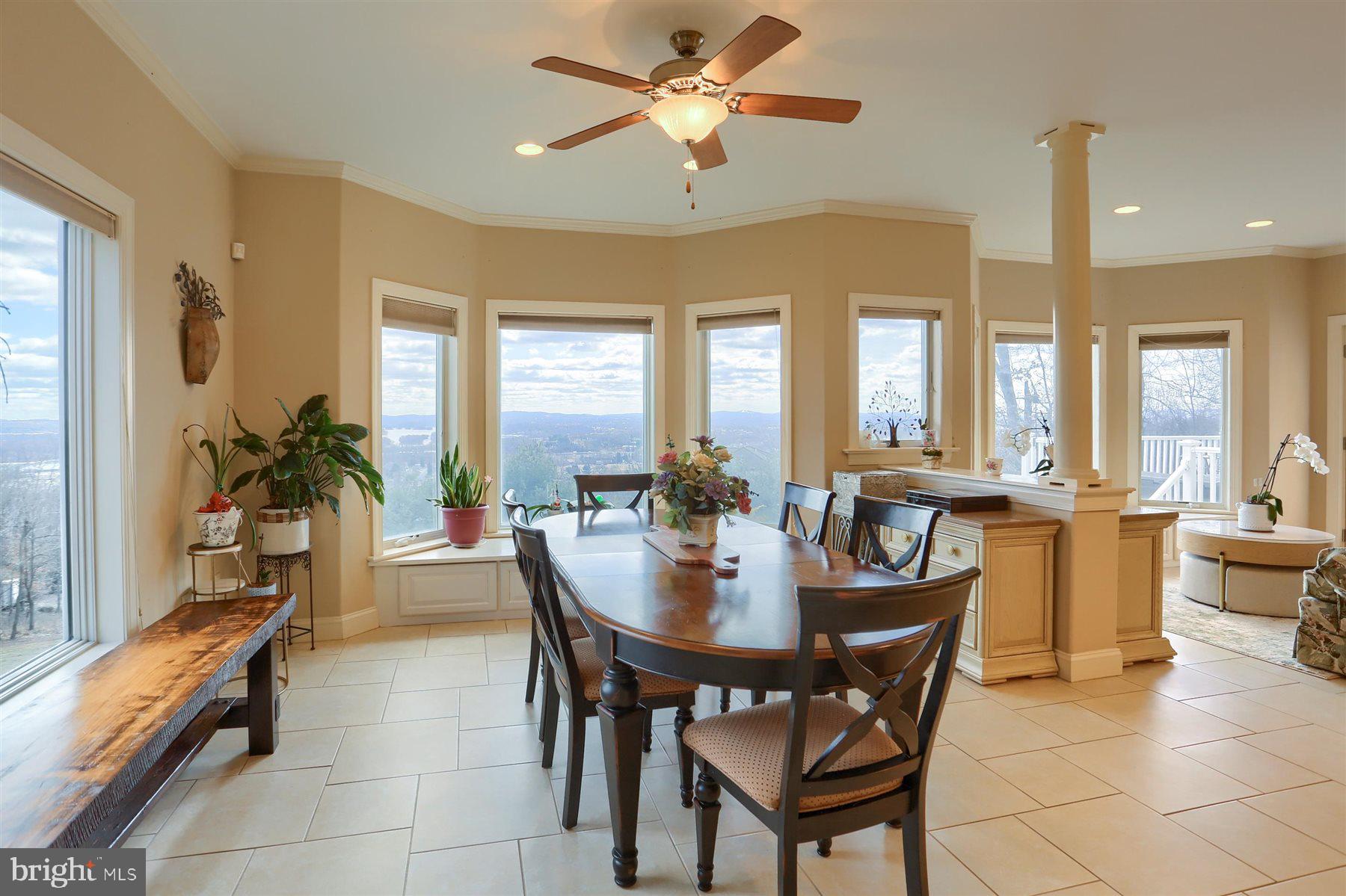 RIVER BEND - Residential