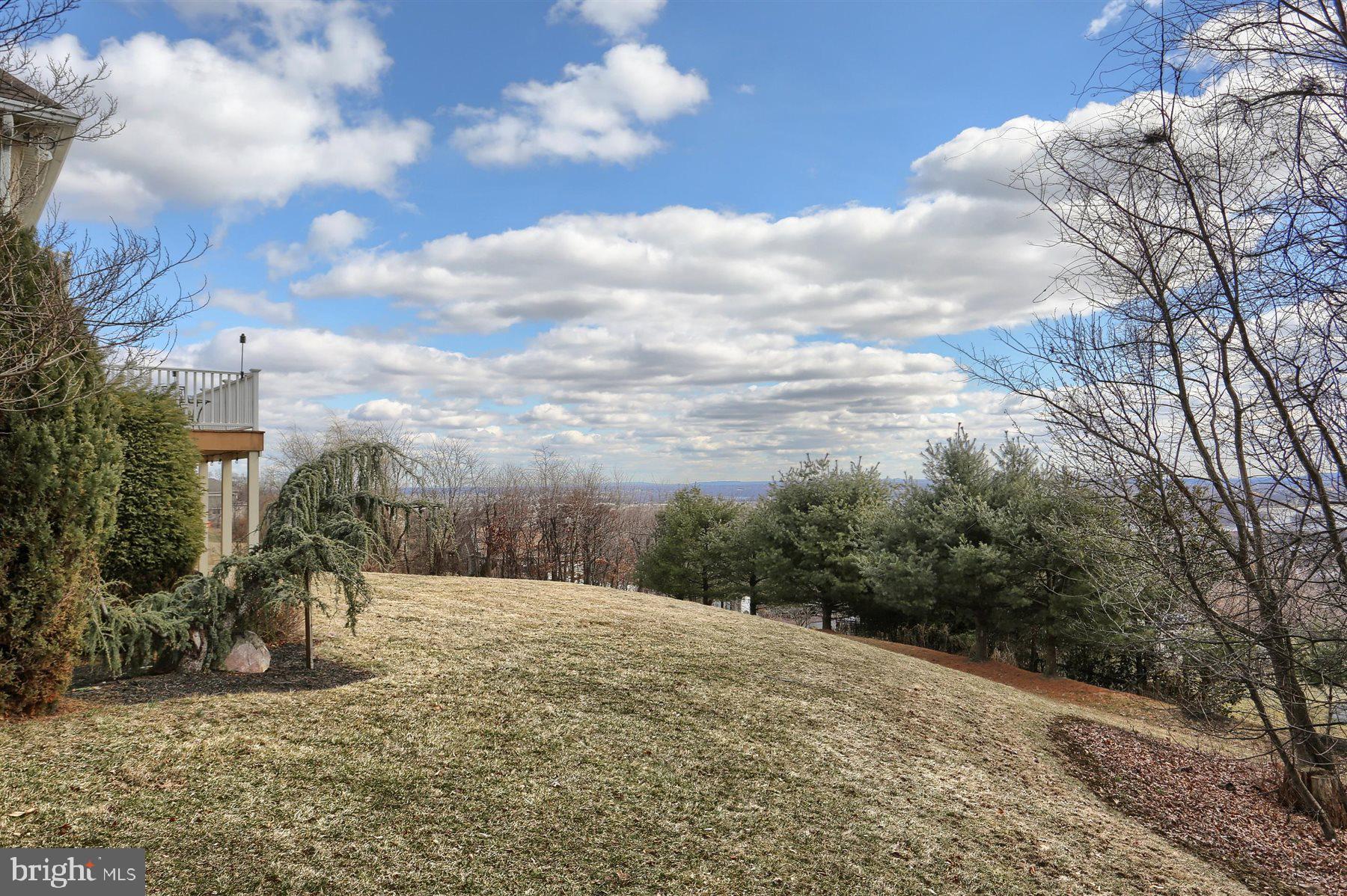 RIVER BEND - Residential