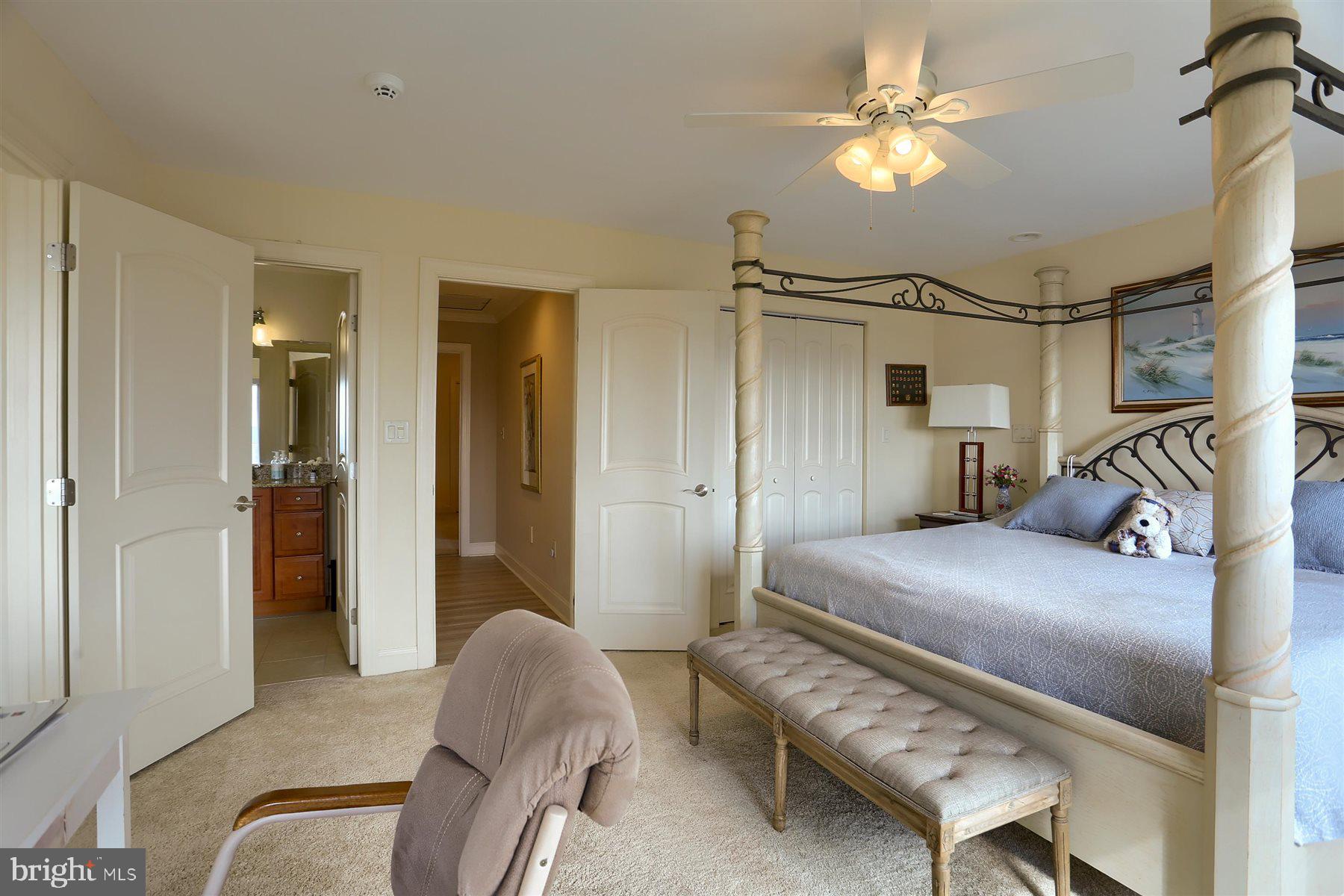 RIVER BEND - Residential