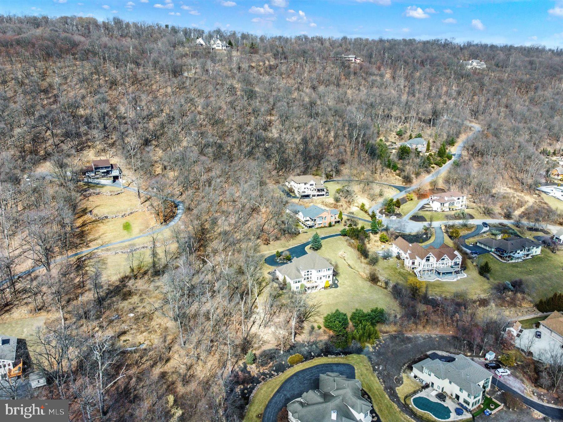 RIVER BEND - Residential