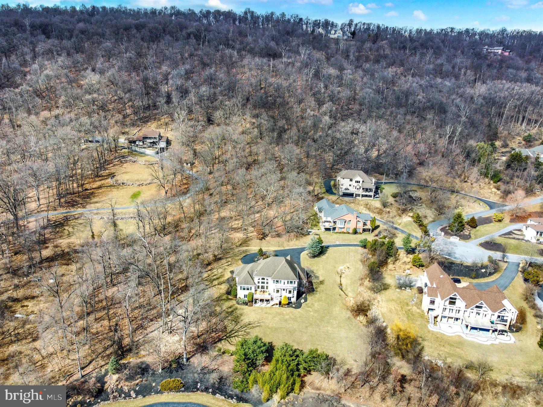 RIVER BEND - Residential