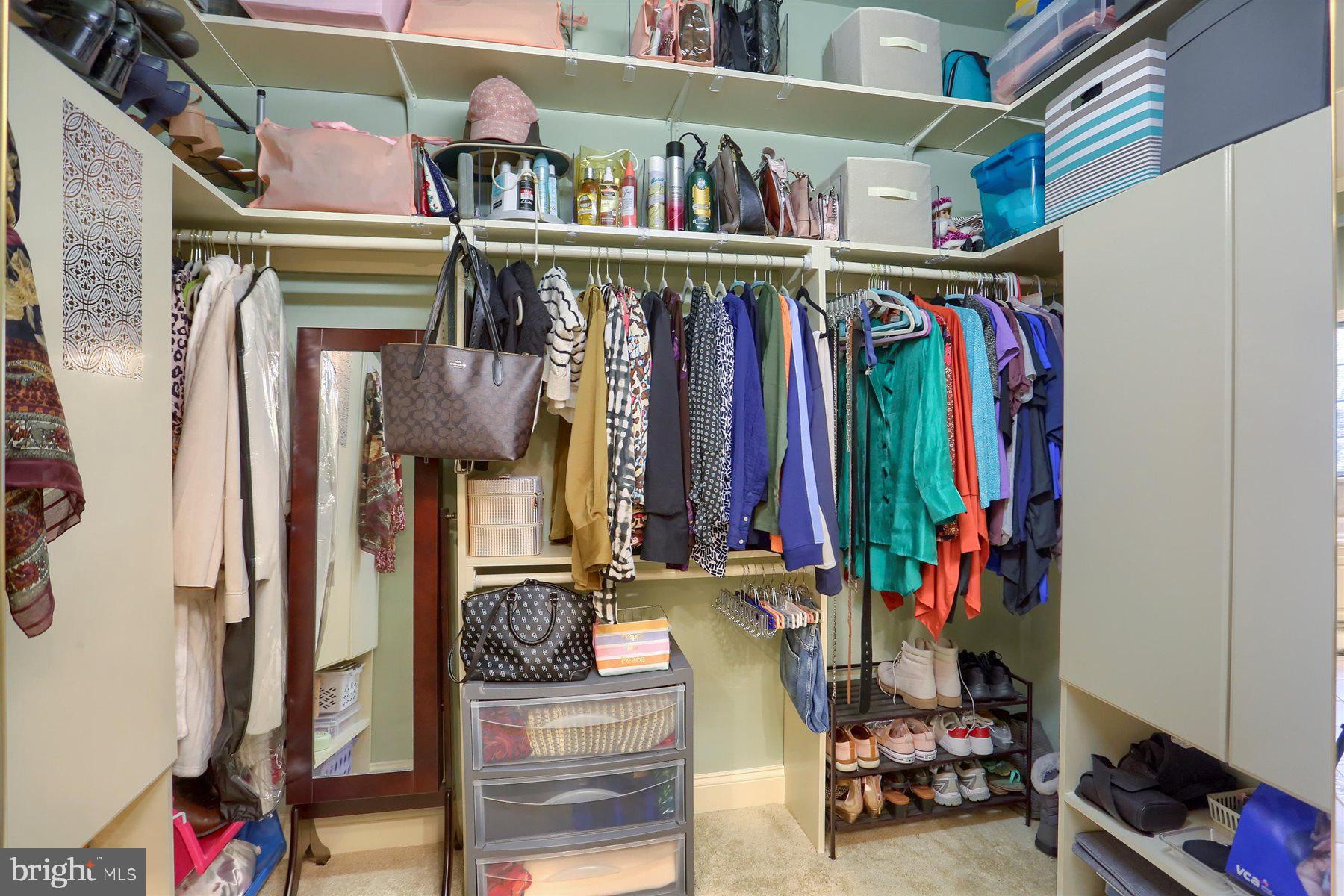 RIVER BEND - Residential