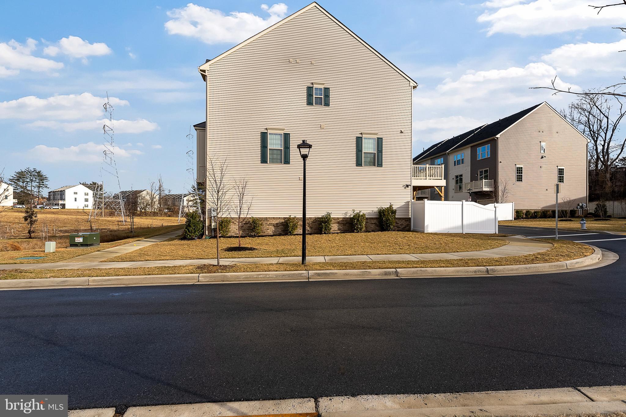 9437 OAK GROVE LANE