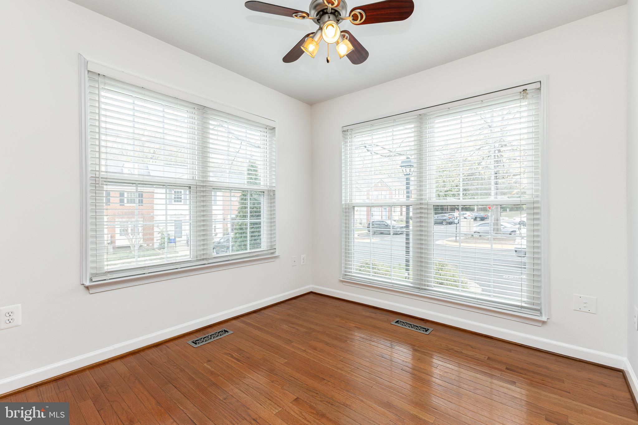 CLIFTON TOWNES - Residential Lease