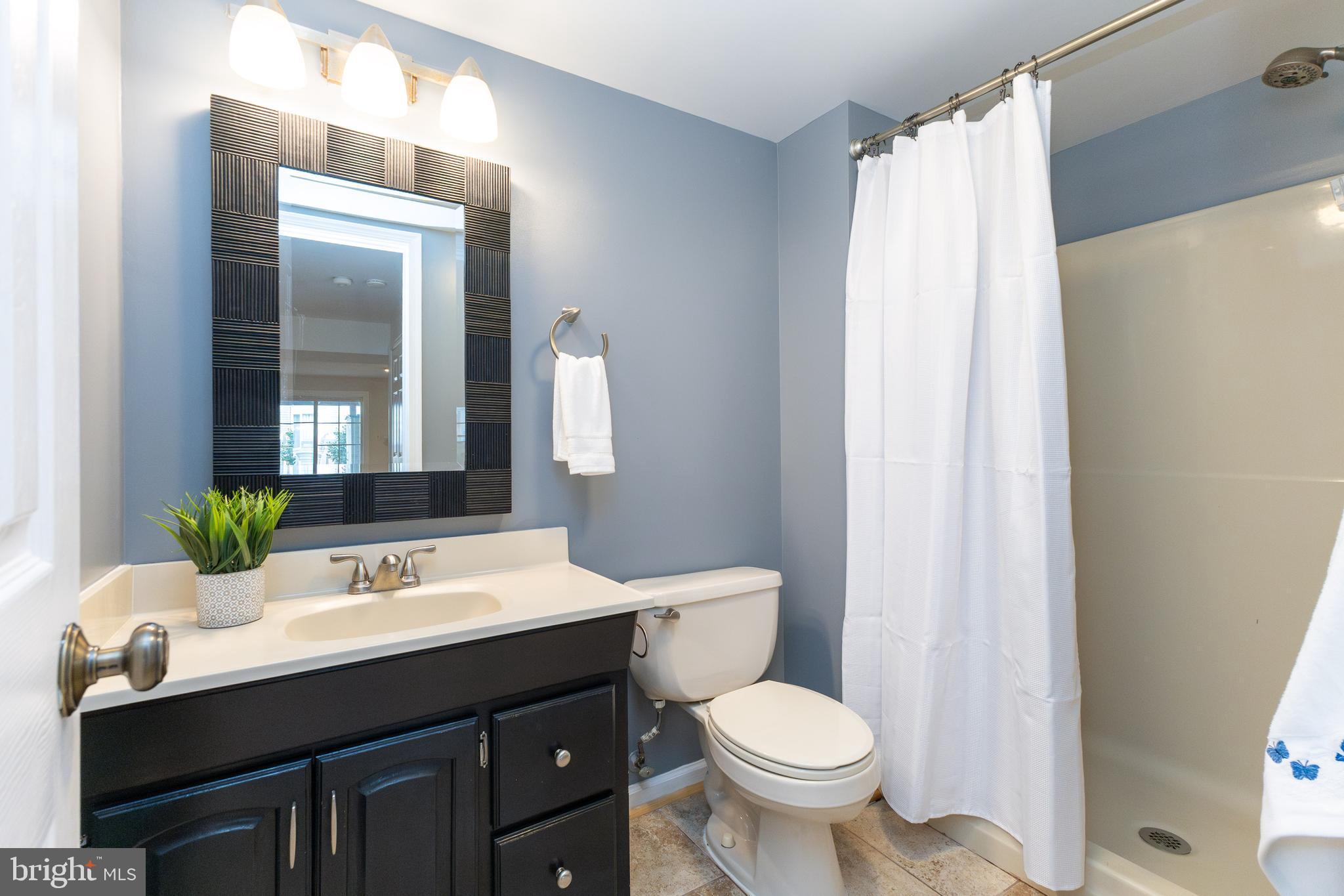 CLIFTON TOWNES - Residential Lease