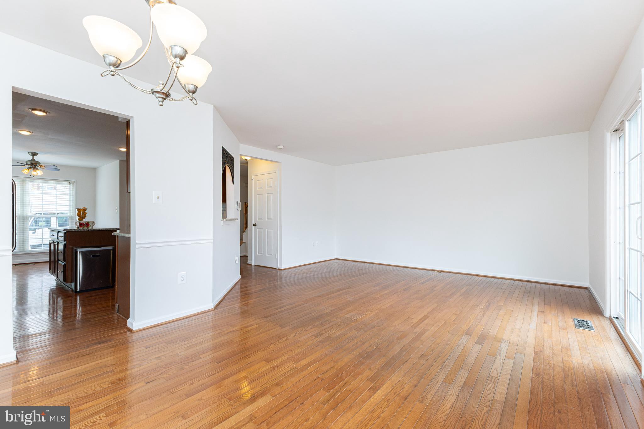 CLIFTON TOWNES - Residential Lease