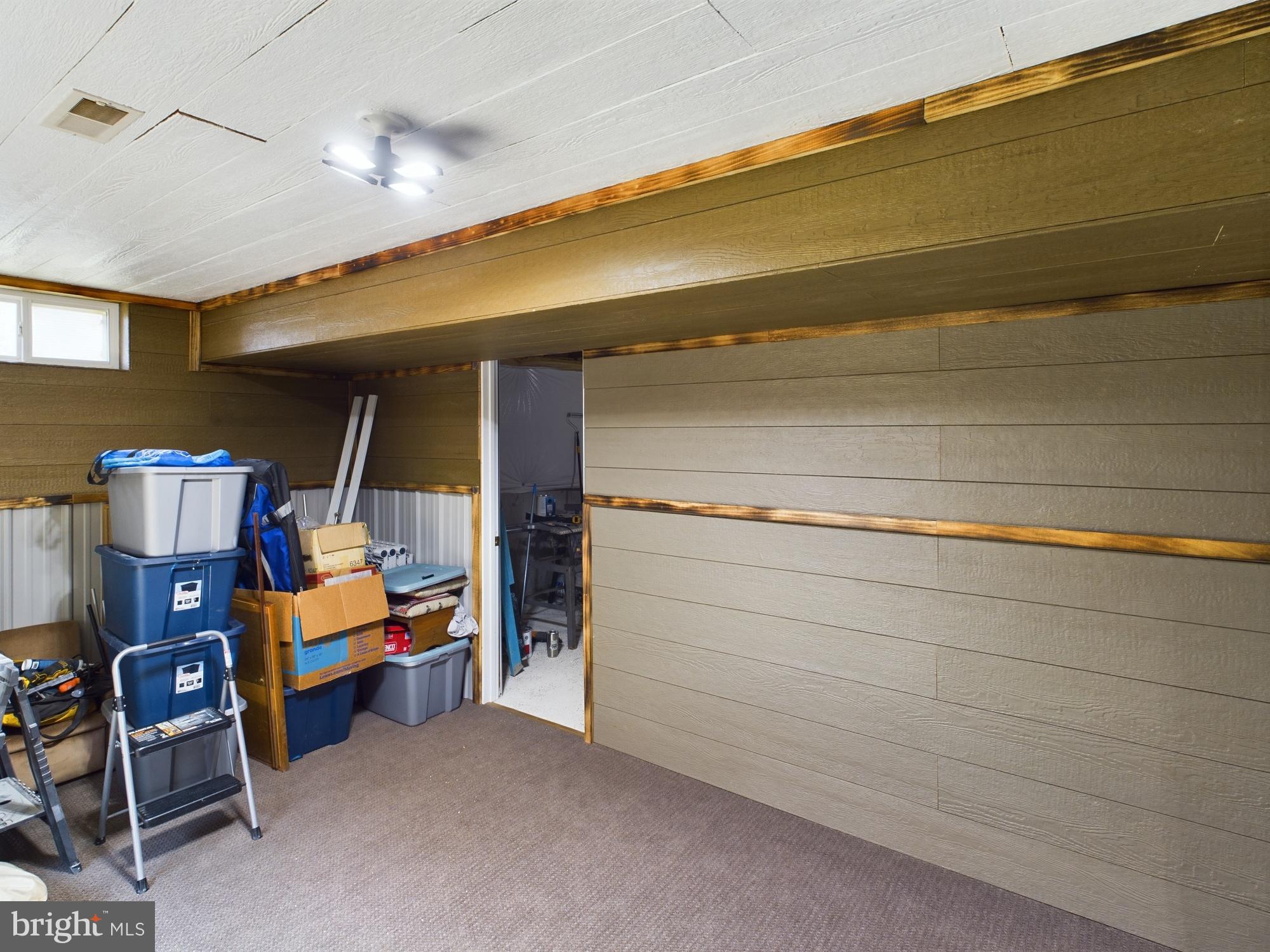 INWOOD MEADOWS - Residential