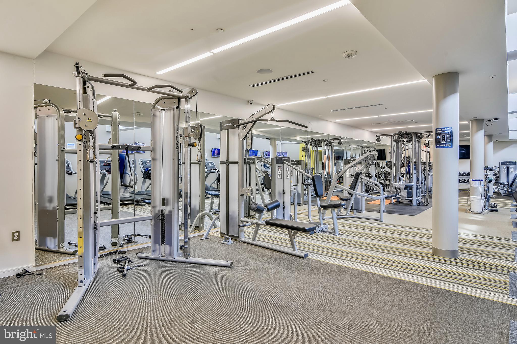 ROTONDA - Residential