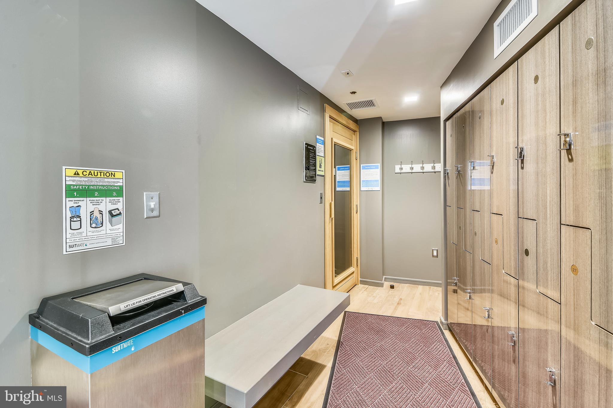 ROTONDA - Residential