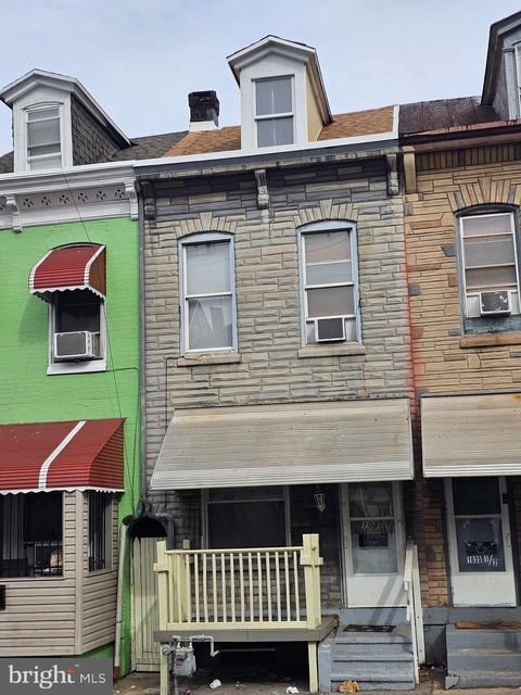 Townhouse For Sale - 1035 Cotton Street<br/> READING, PA 19602