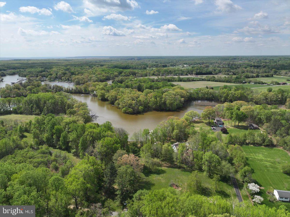 WEST RIVER - Land