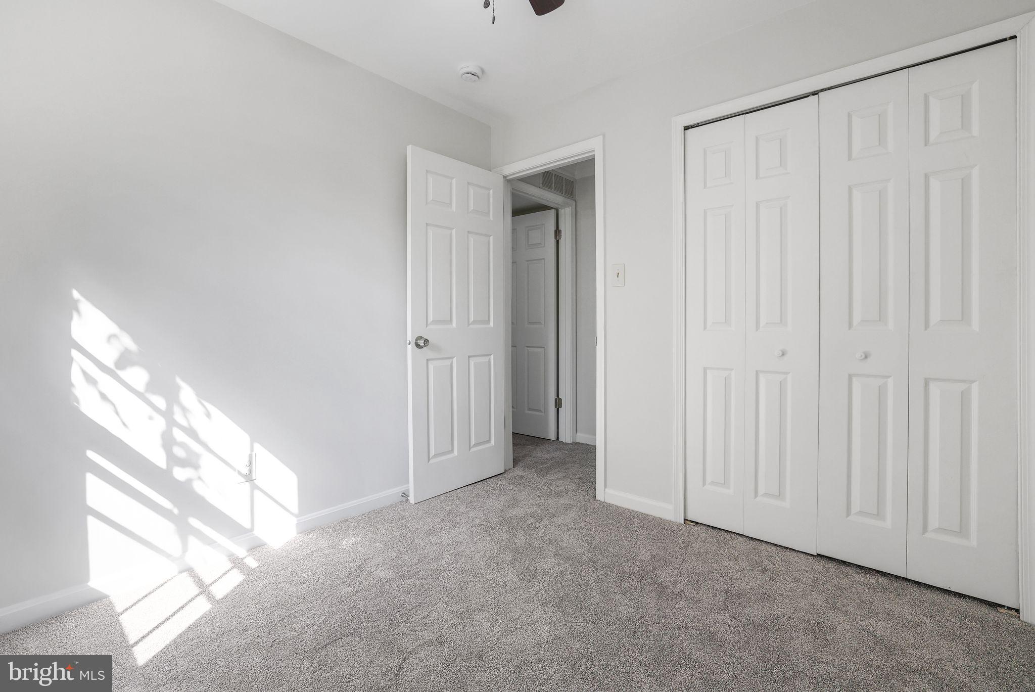 SARATOGA TOWNHOUSES - Residential