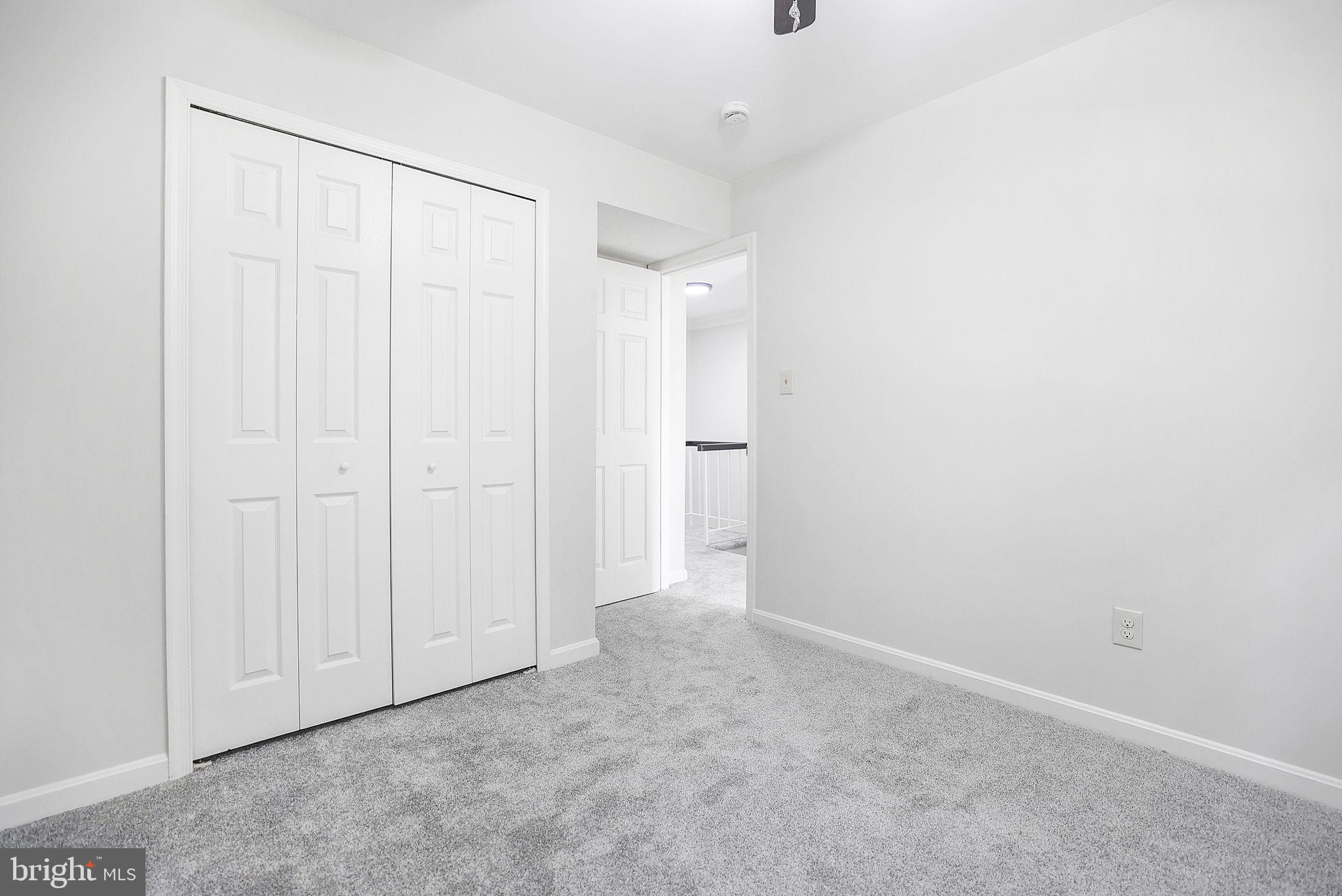 SARATOGA TOWNHOUSES - Residential