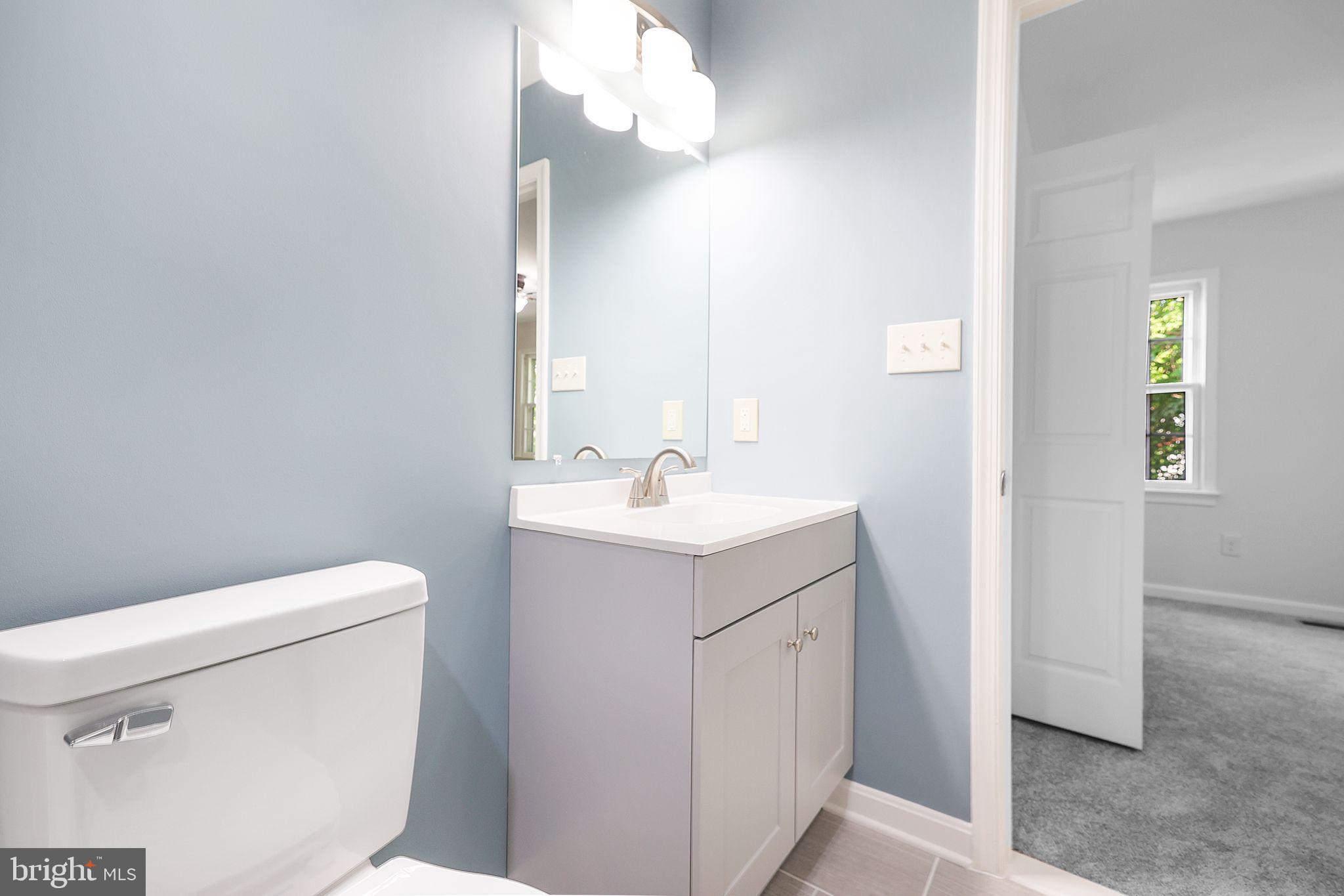 SARATOGA TOWNHOUSES - Residential