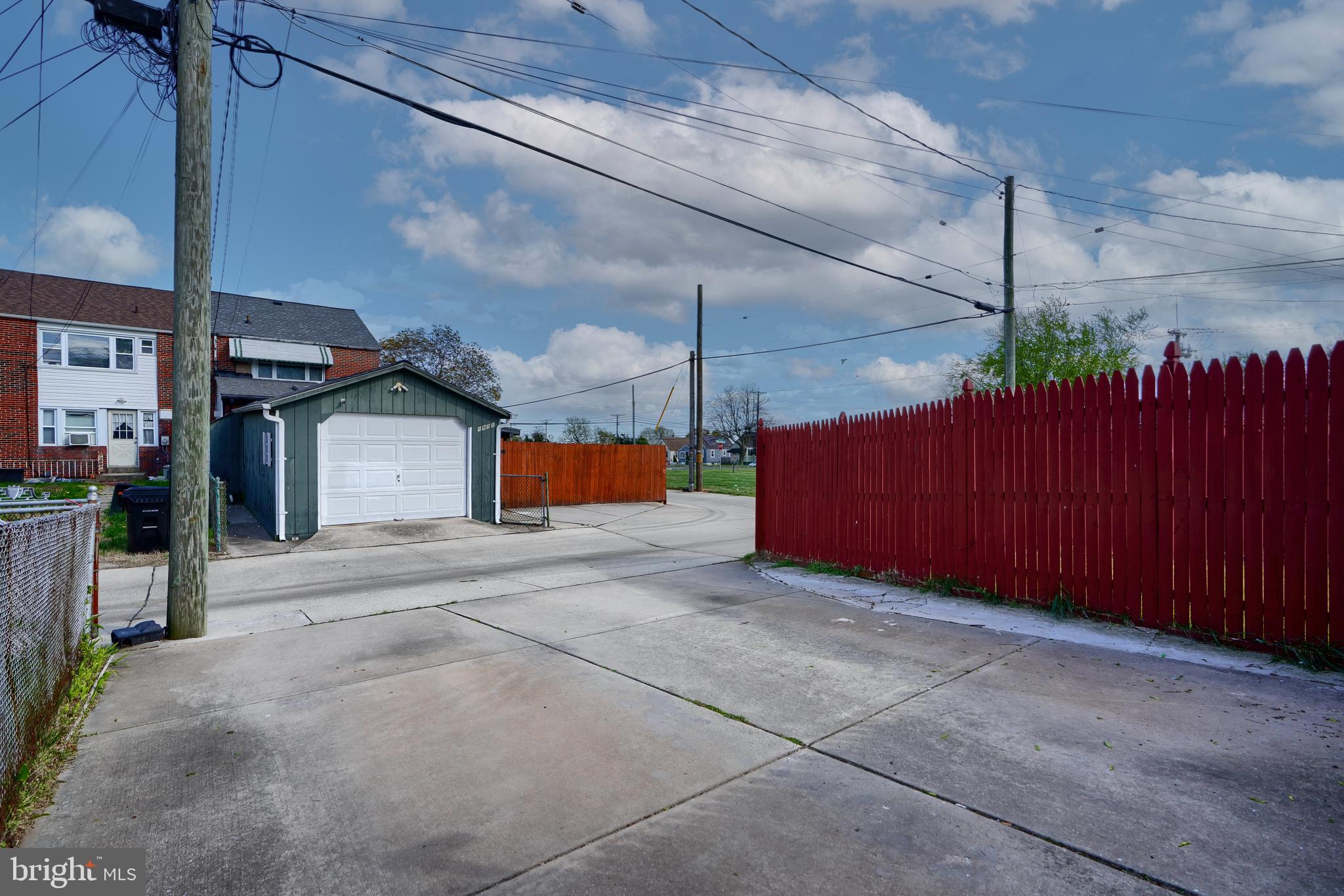 EASTCREST - Residential