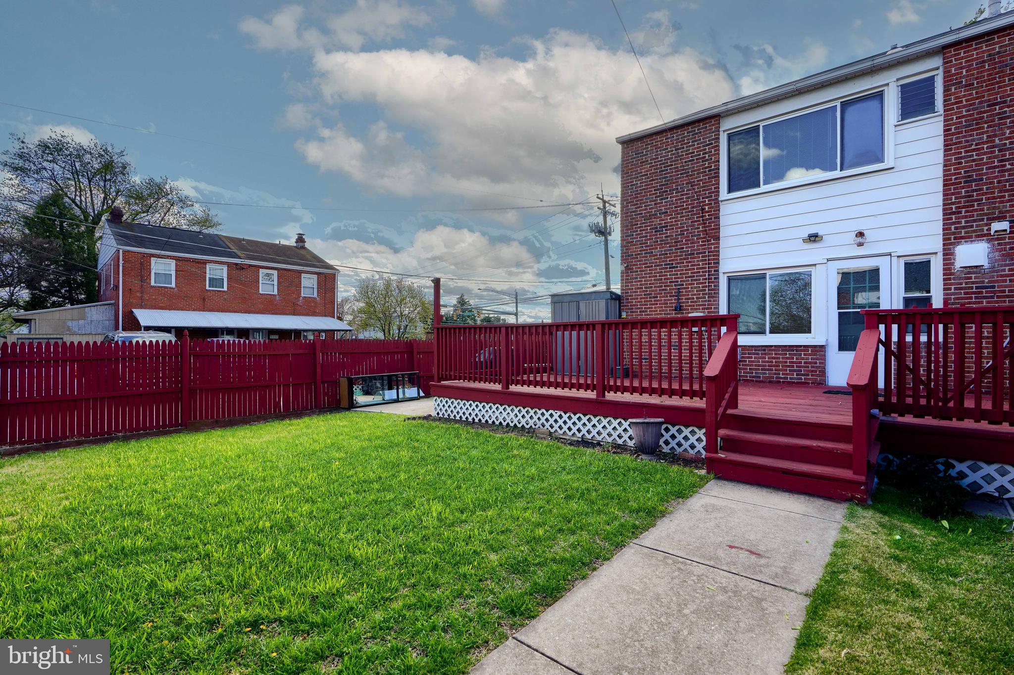 EASTCREST - Residential