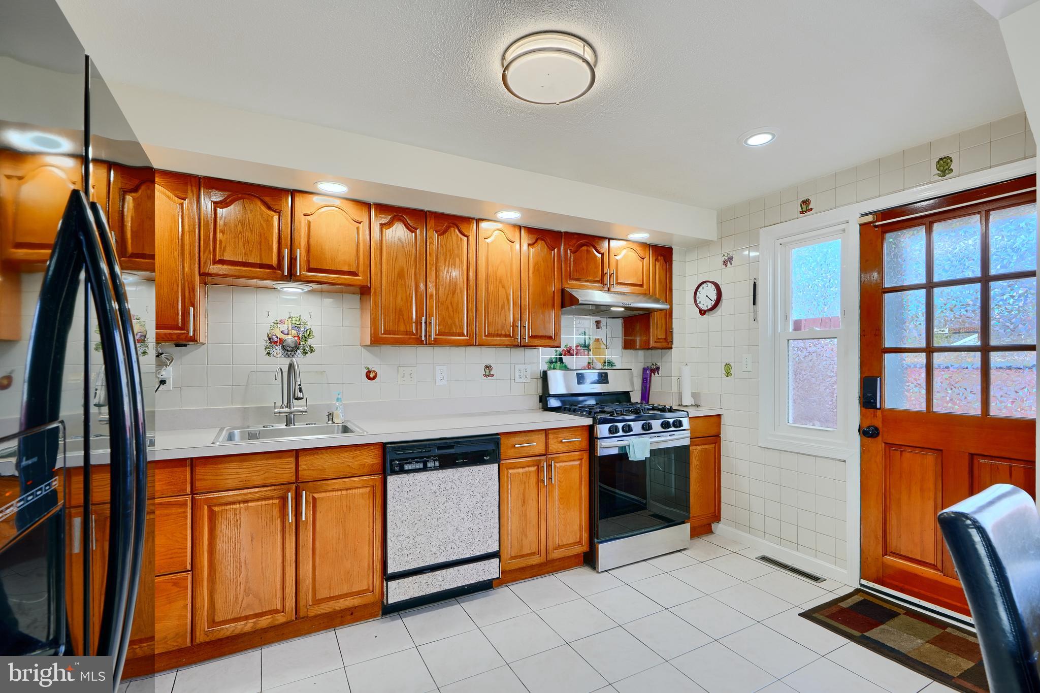 EASTCREST - Residential