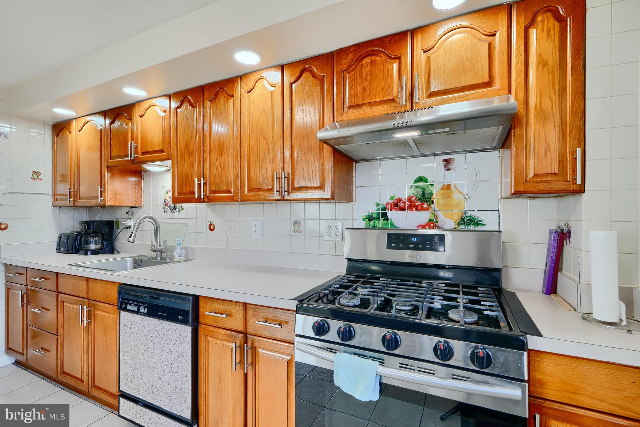 EASTCREST - Residential