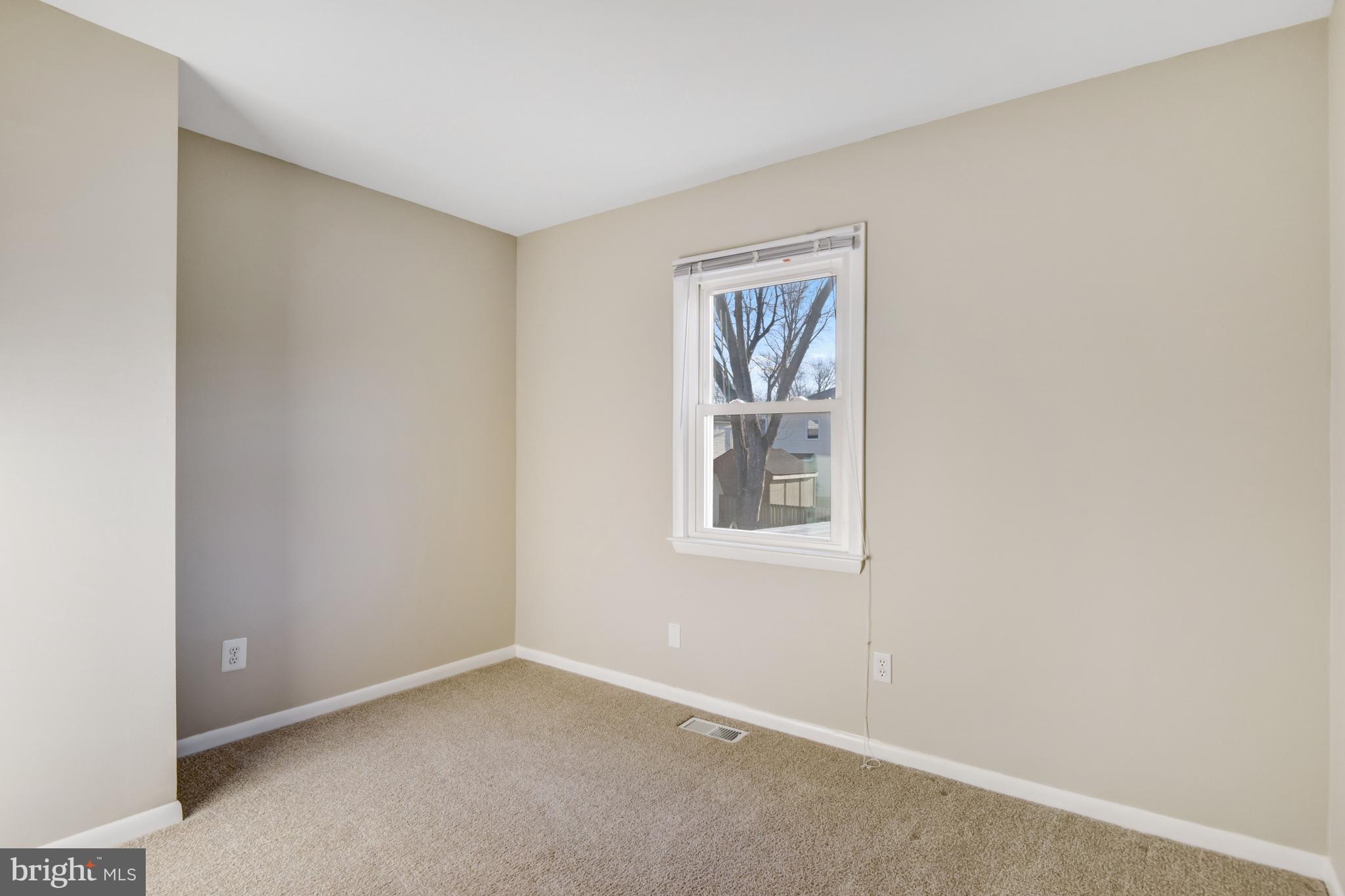 BROOKFIELD - Residential