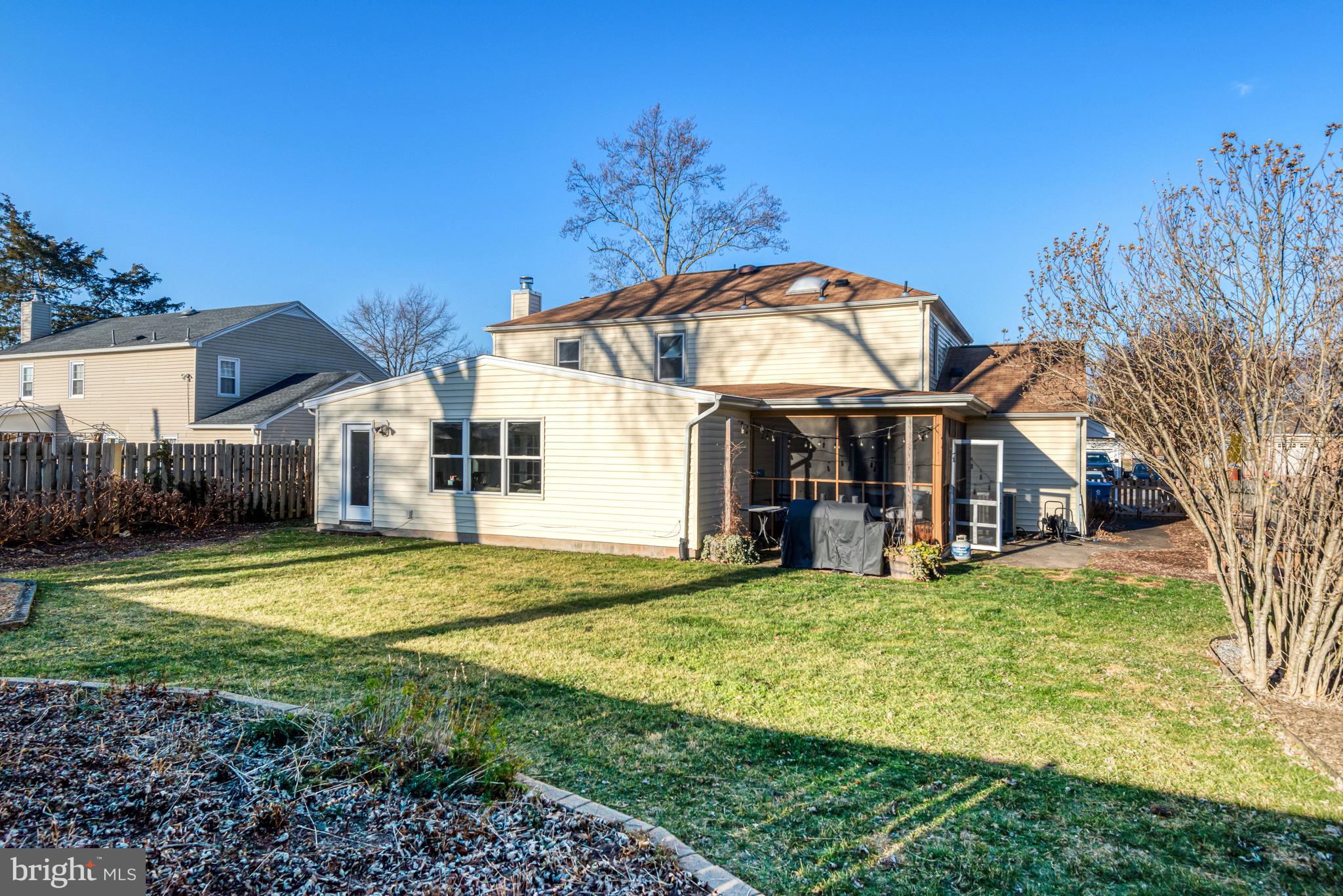 BROOKFIELD - Residential