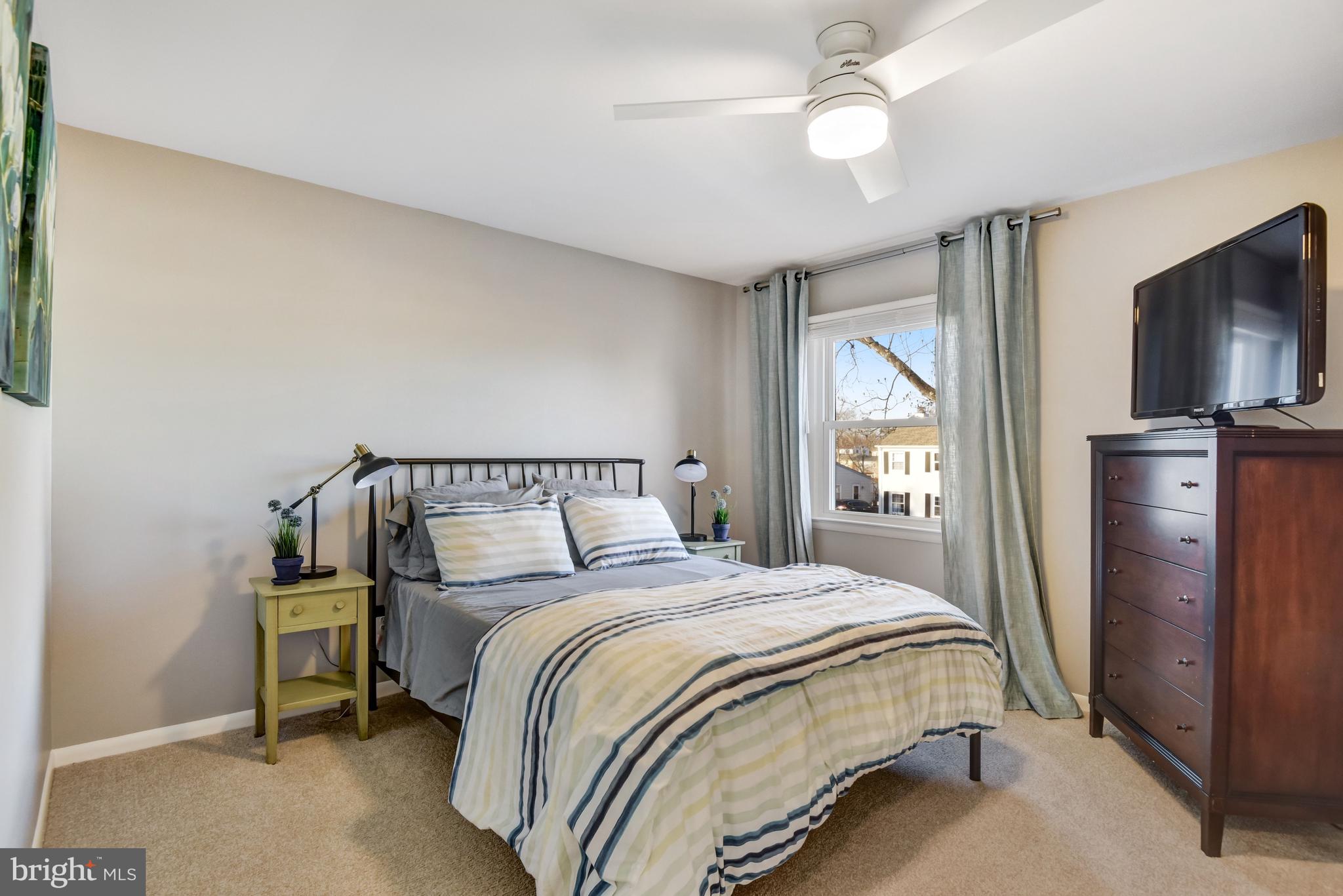 BROOKFIELD - Residential