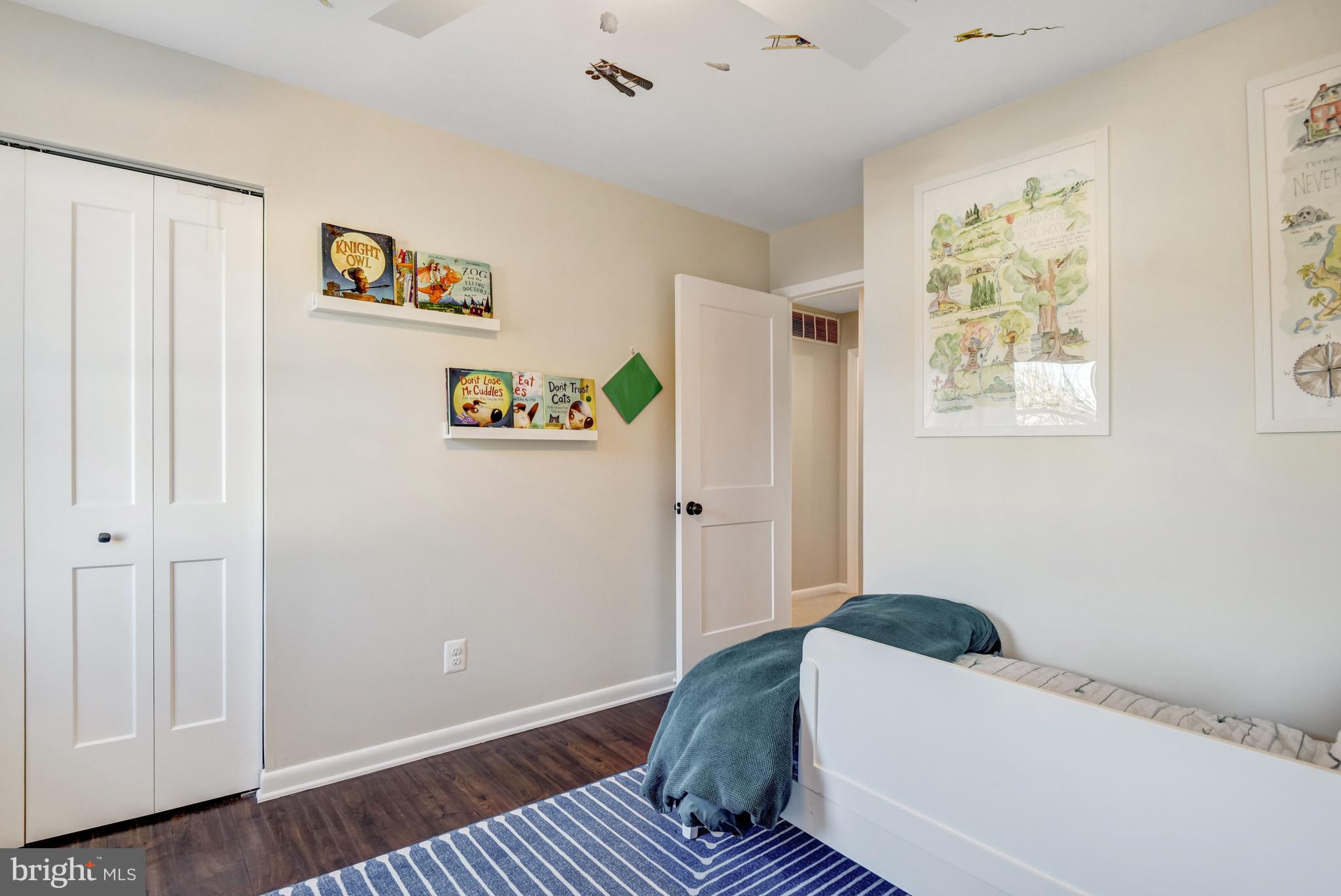 BROOKFIELD - Residential