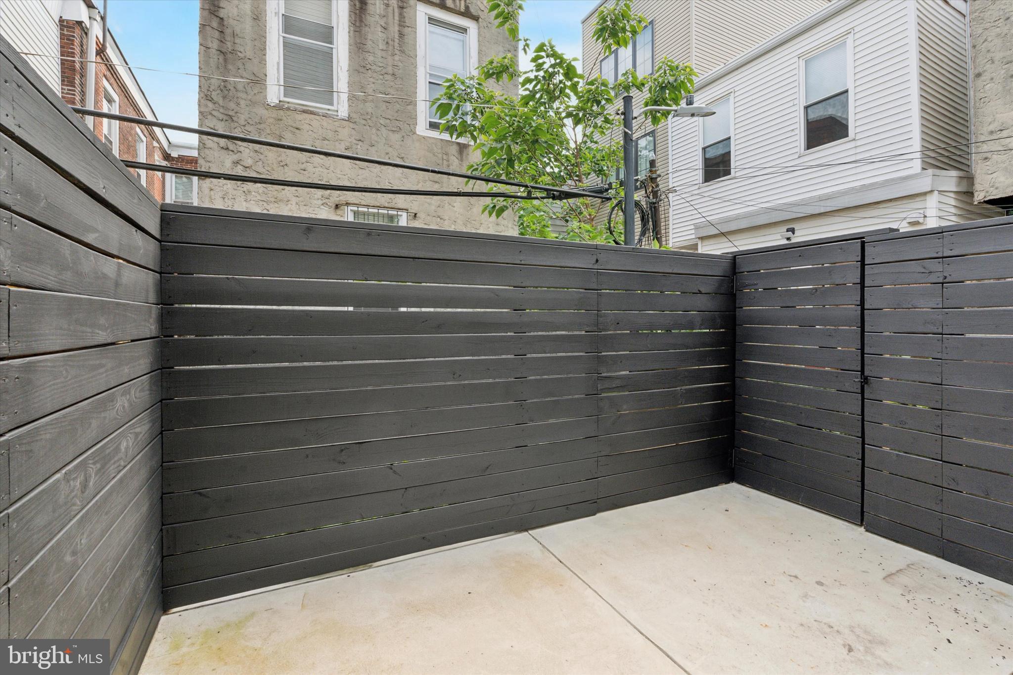 POINT BREEZE - Residential