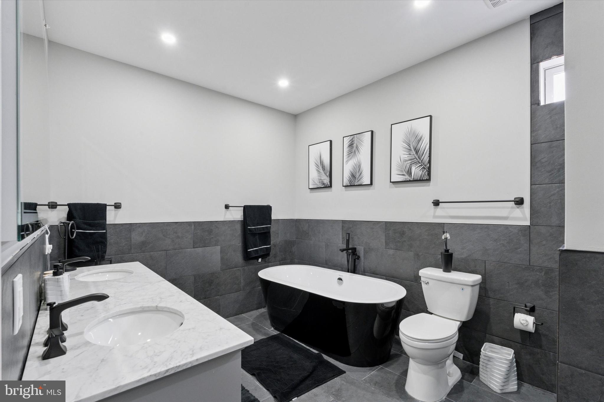 POINT BREEZE - Residential