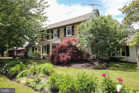 1132 UPPER STUMP ROAD CHALFONT PA 18914