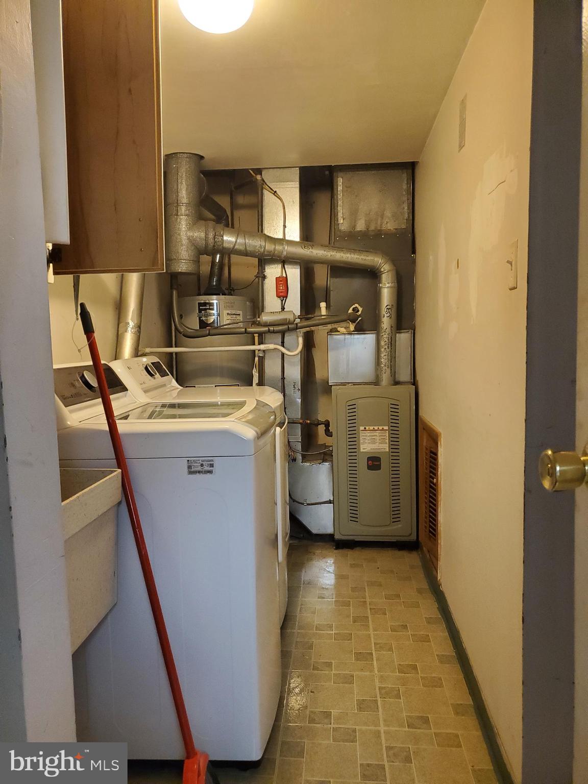 NESHAMINY VALLEY - Residential Lease