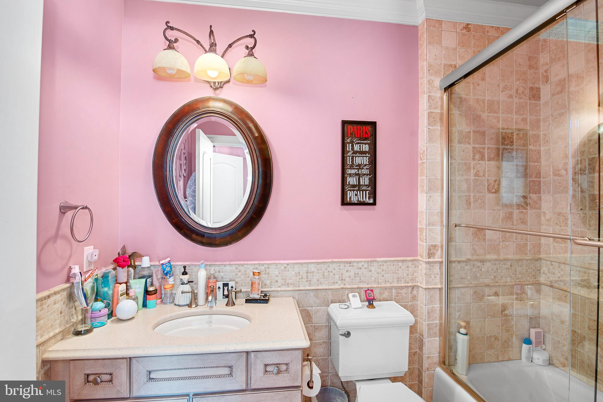 ISLAND CREEK NECK - Residential